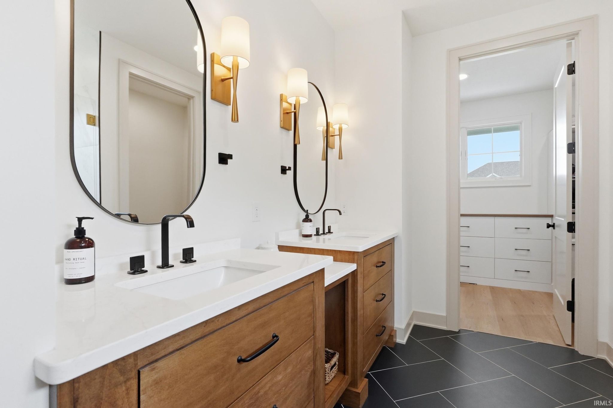 Image of 424 Gatcombe Run