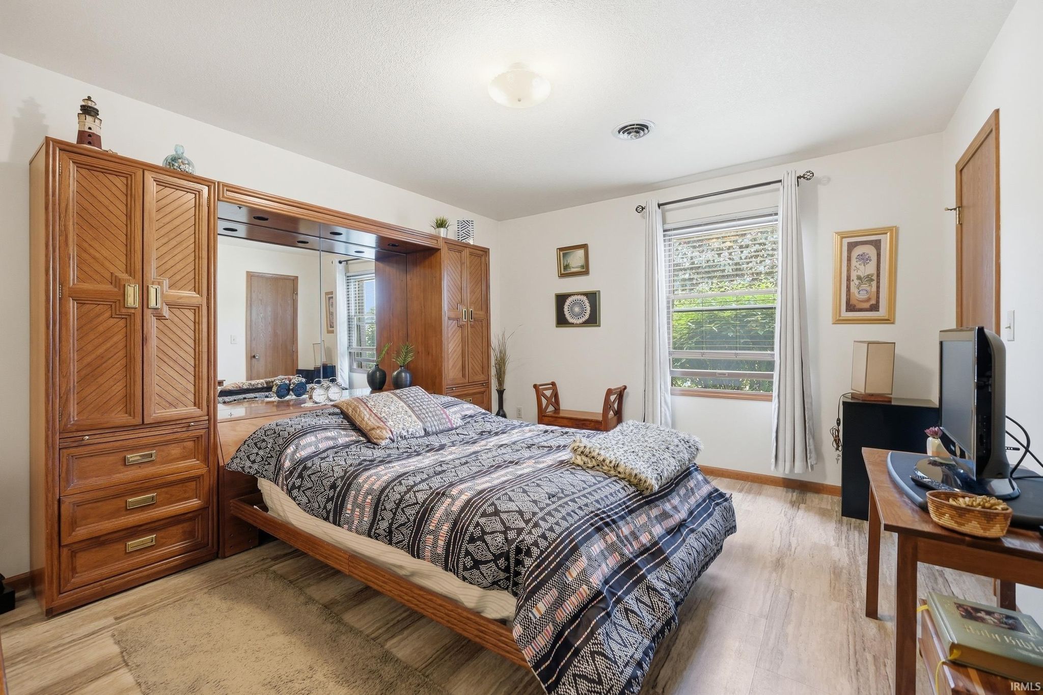 Image of 1550 E Kammerer Road