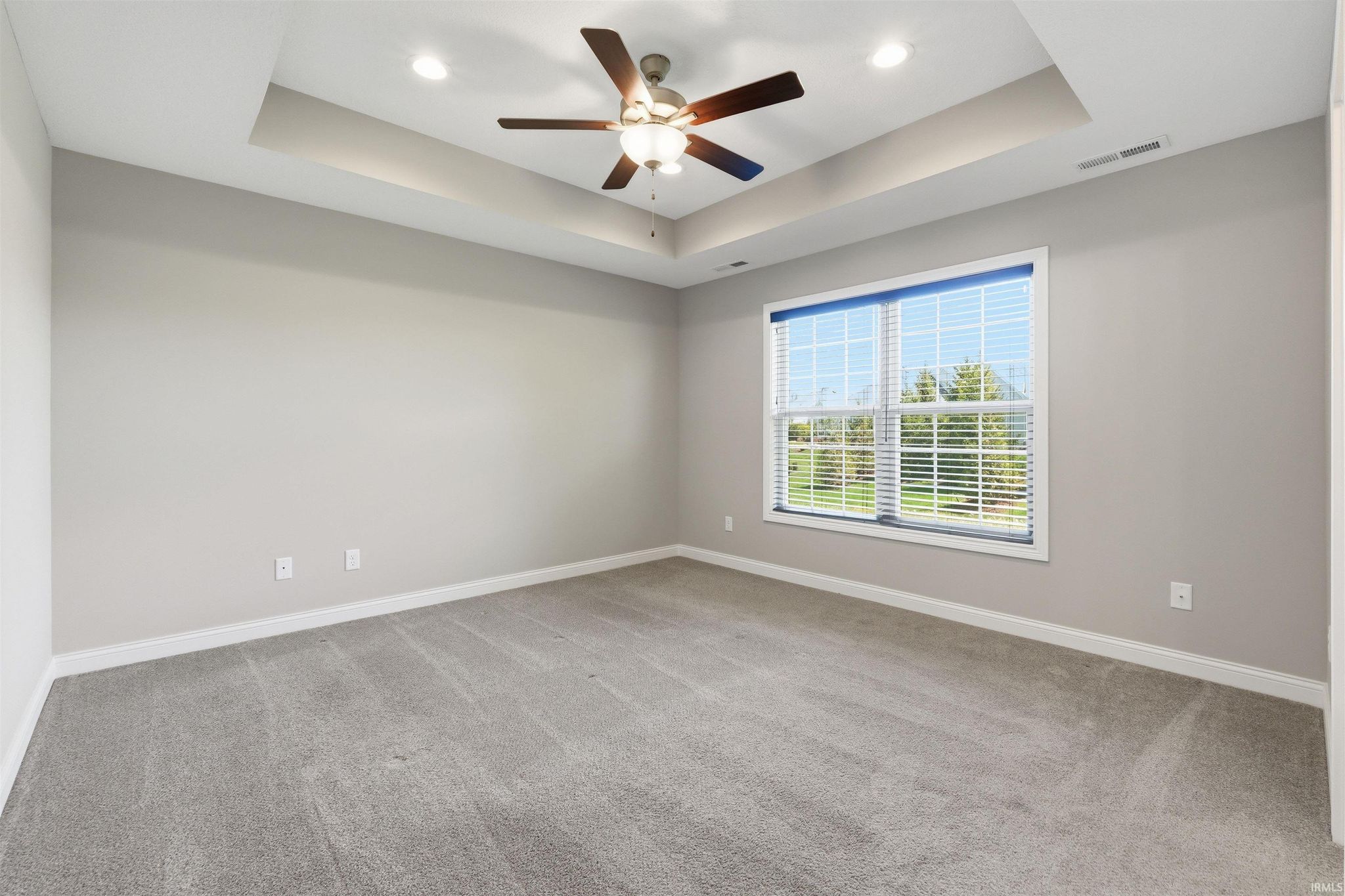 Image of 735 W Hamilton Road