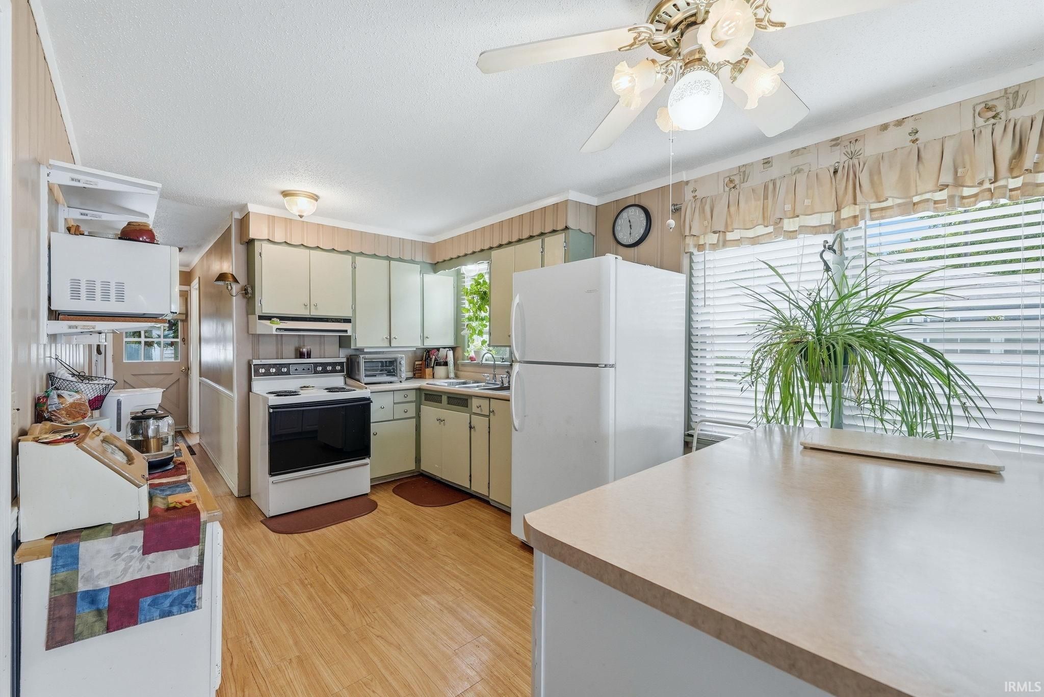 Image of 2948 E Skinner Lake N Drive