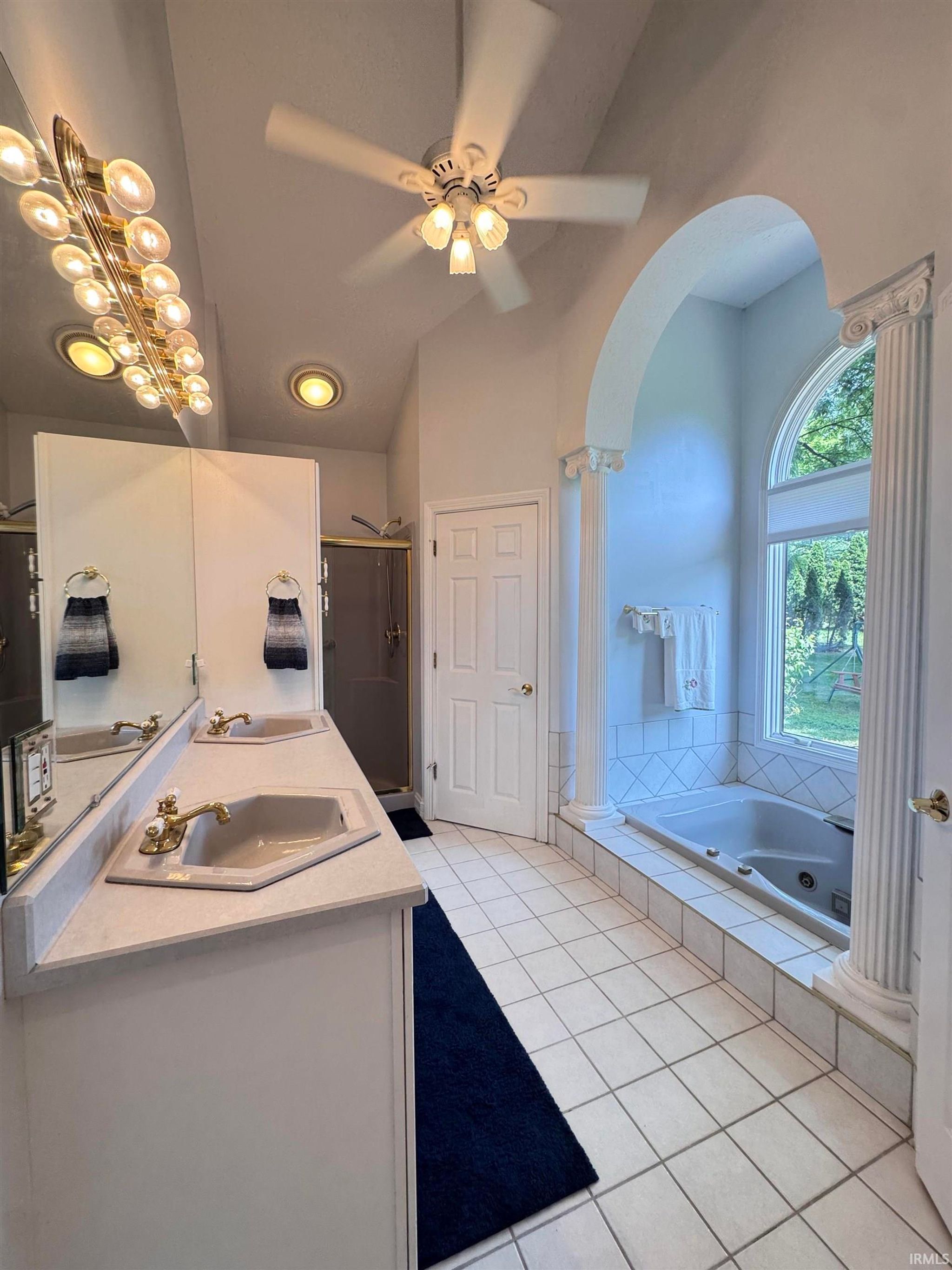 Image of 11624 W Briarwood Drive