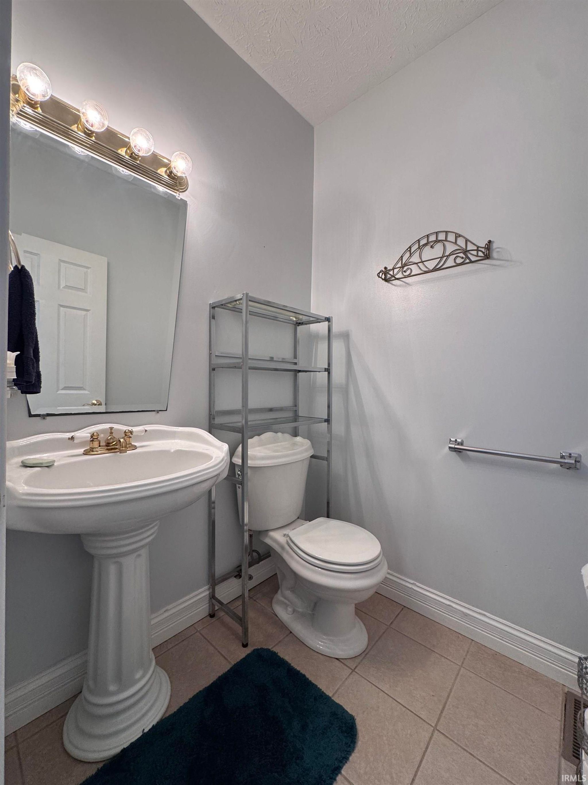 Image of 11624 W Briarwood Drive