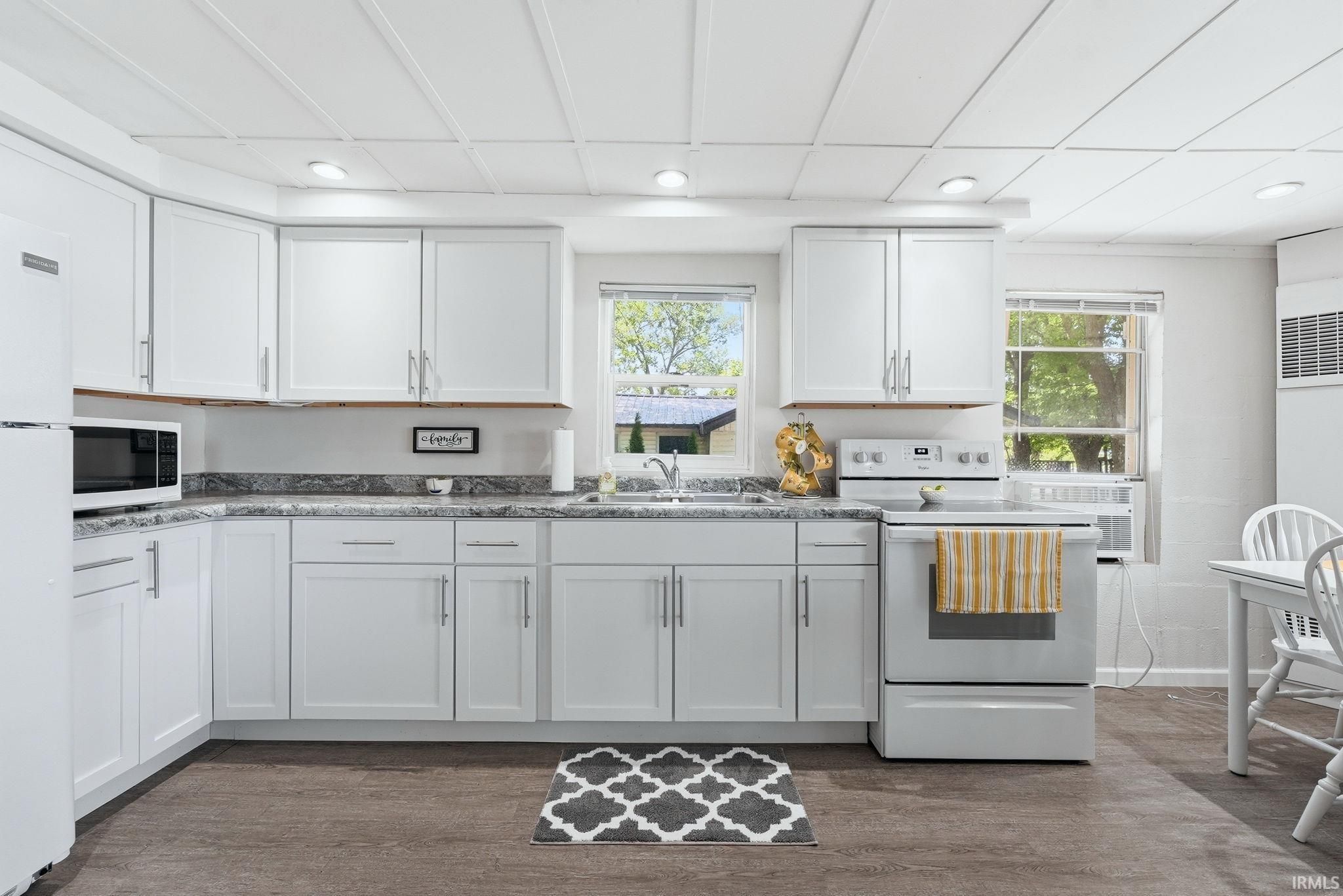 Image of 7440 S 080 E Road