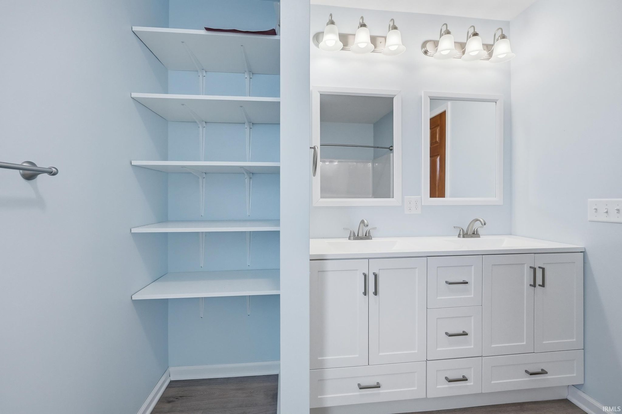 Image of 5611 S Doyle Road