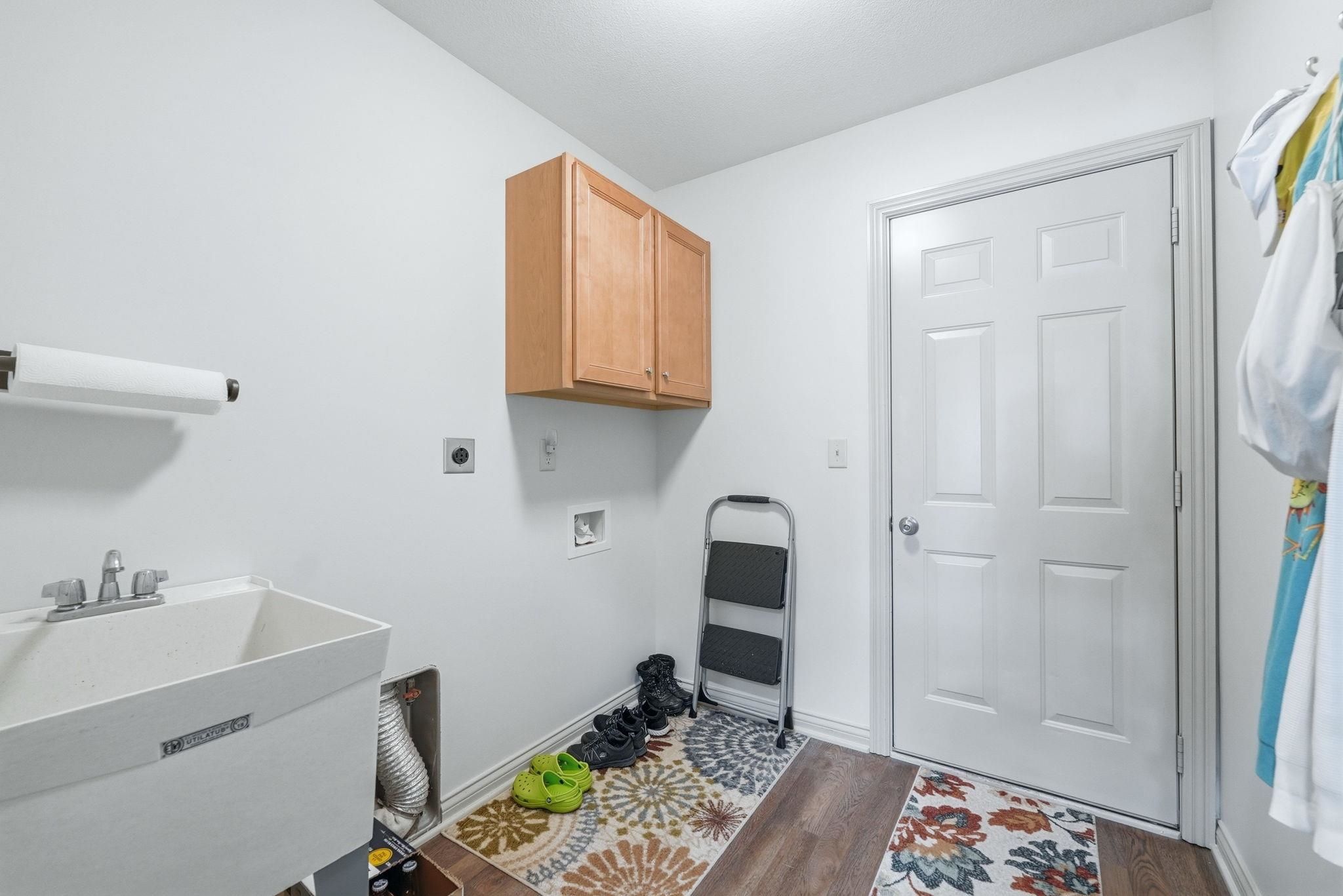 Image of 103 MacTavish Court