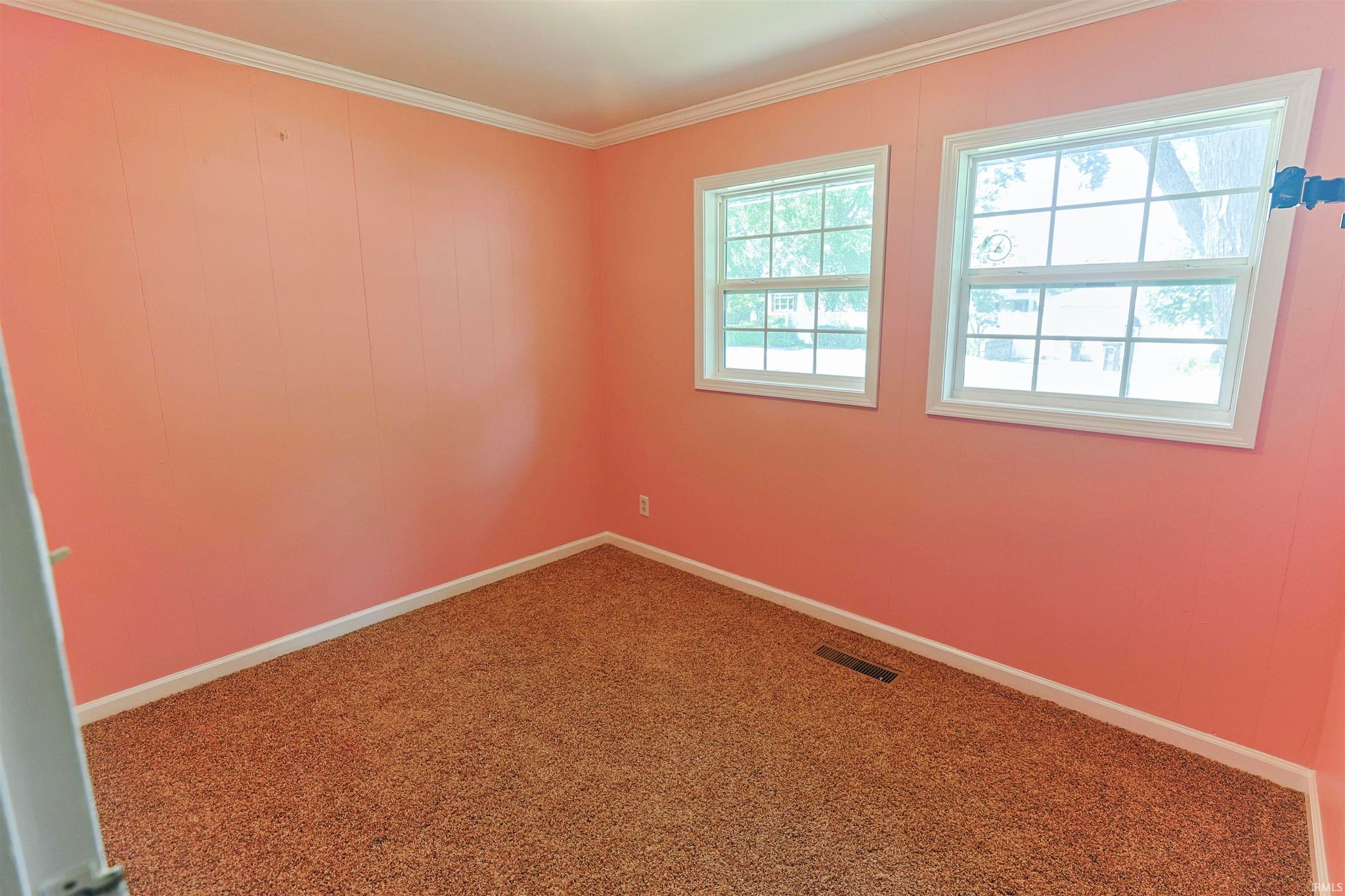 Image of 25916 Lake Drive