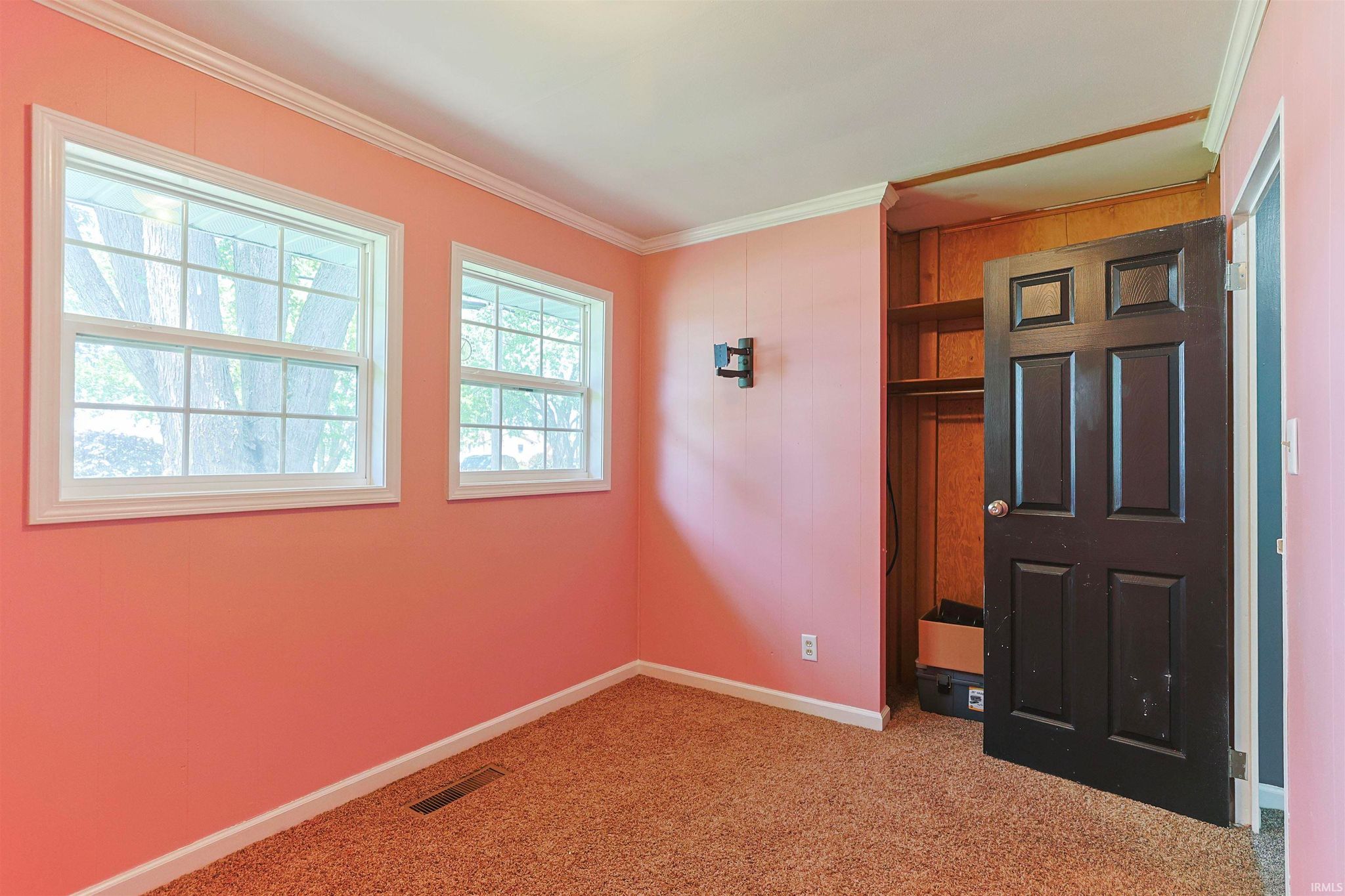 Image of 25916 Lake Drive