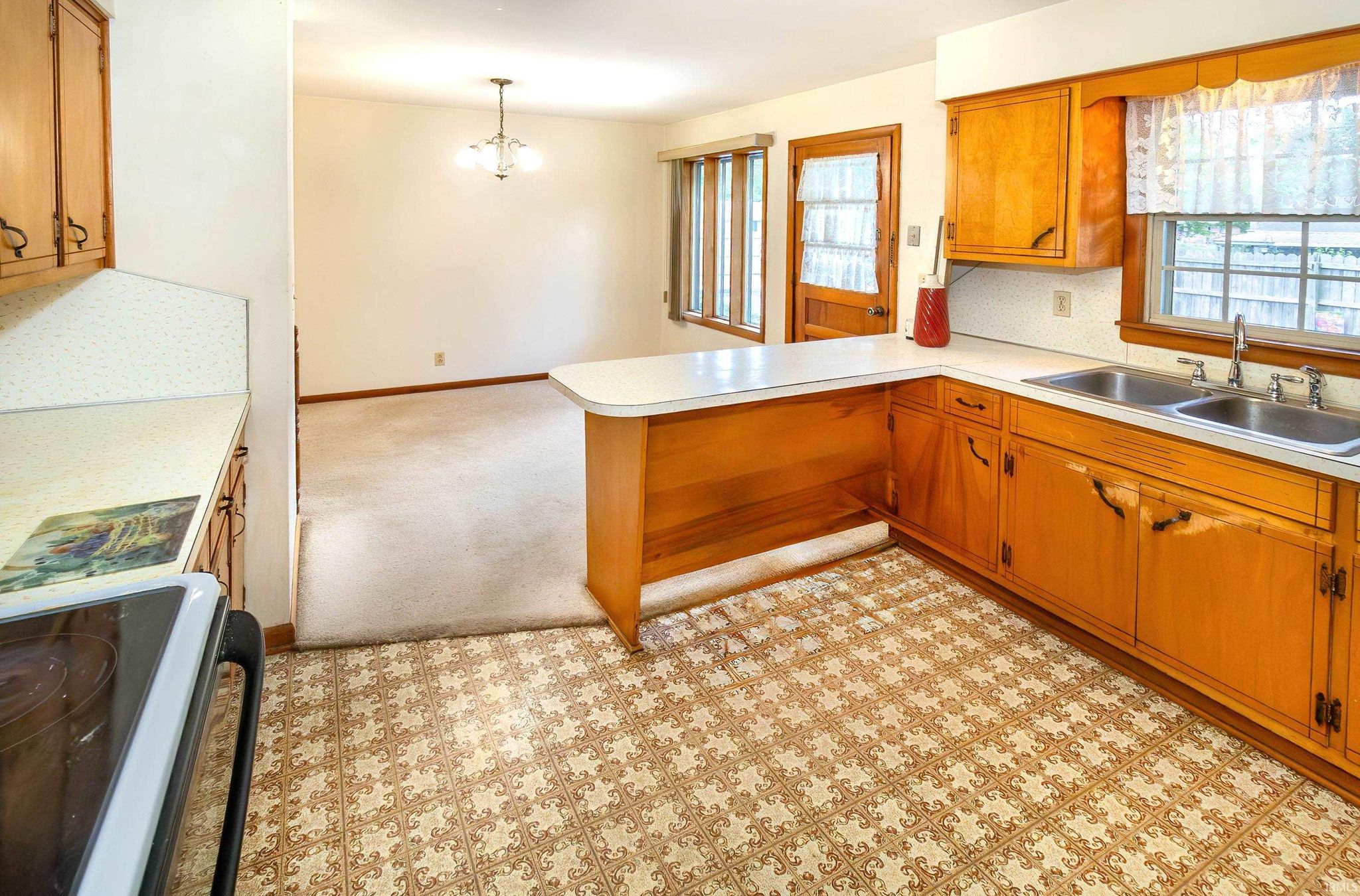 Image of 502 E Jefferson Avenue