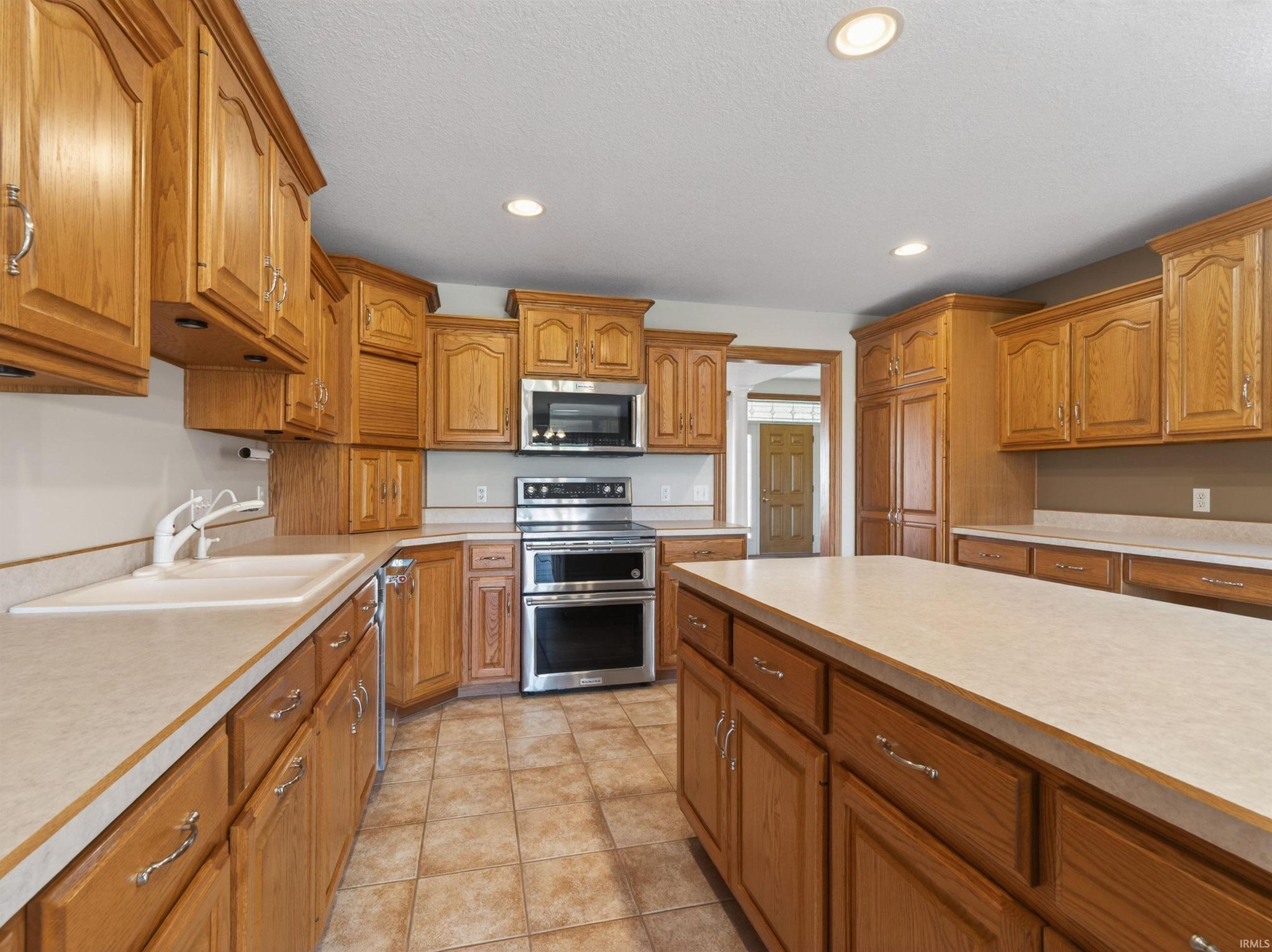 Image of 1549 E 200 N