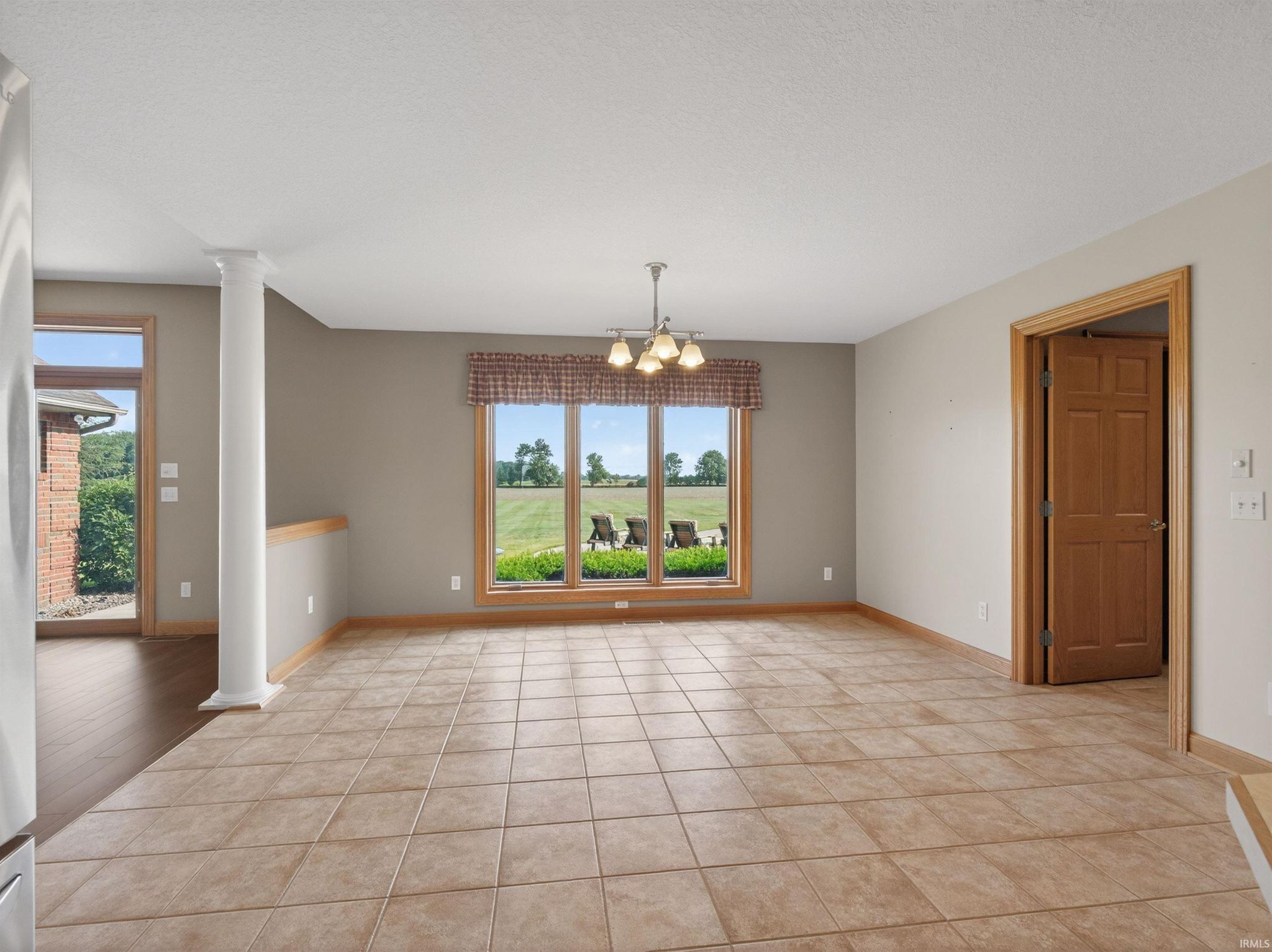 Image of 1549 E 200 N