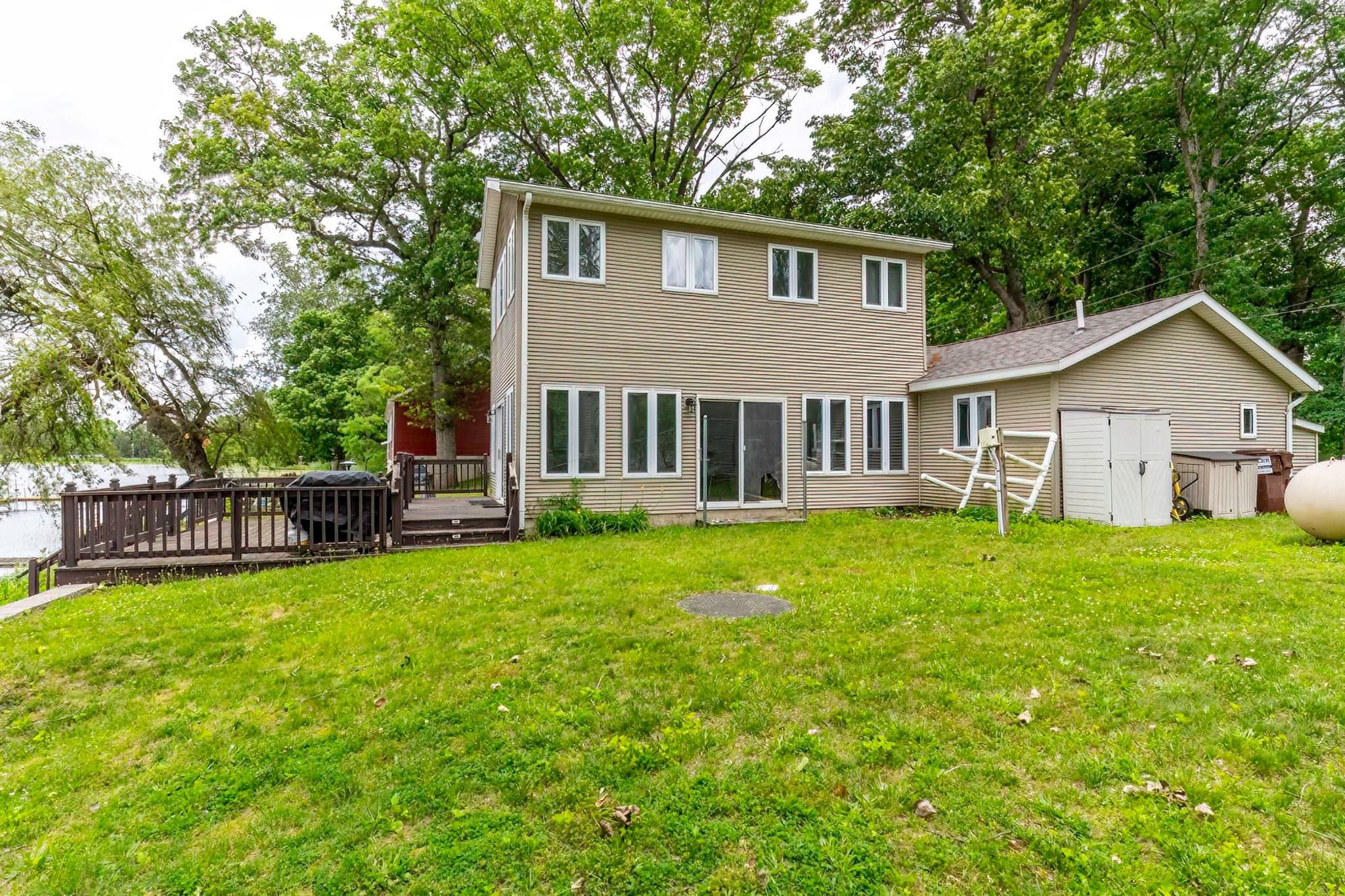 Image of 6395 N 1060