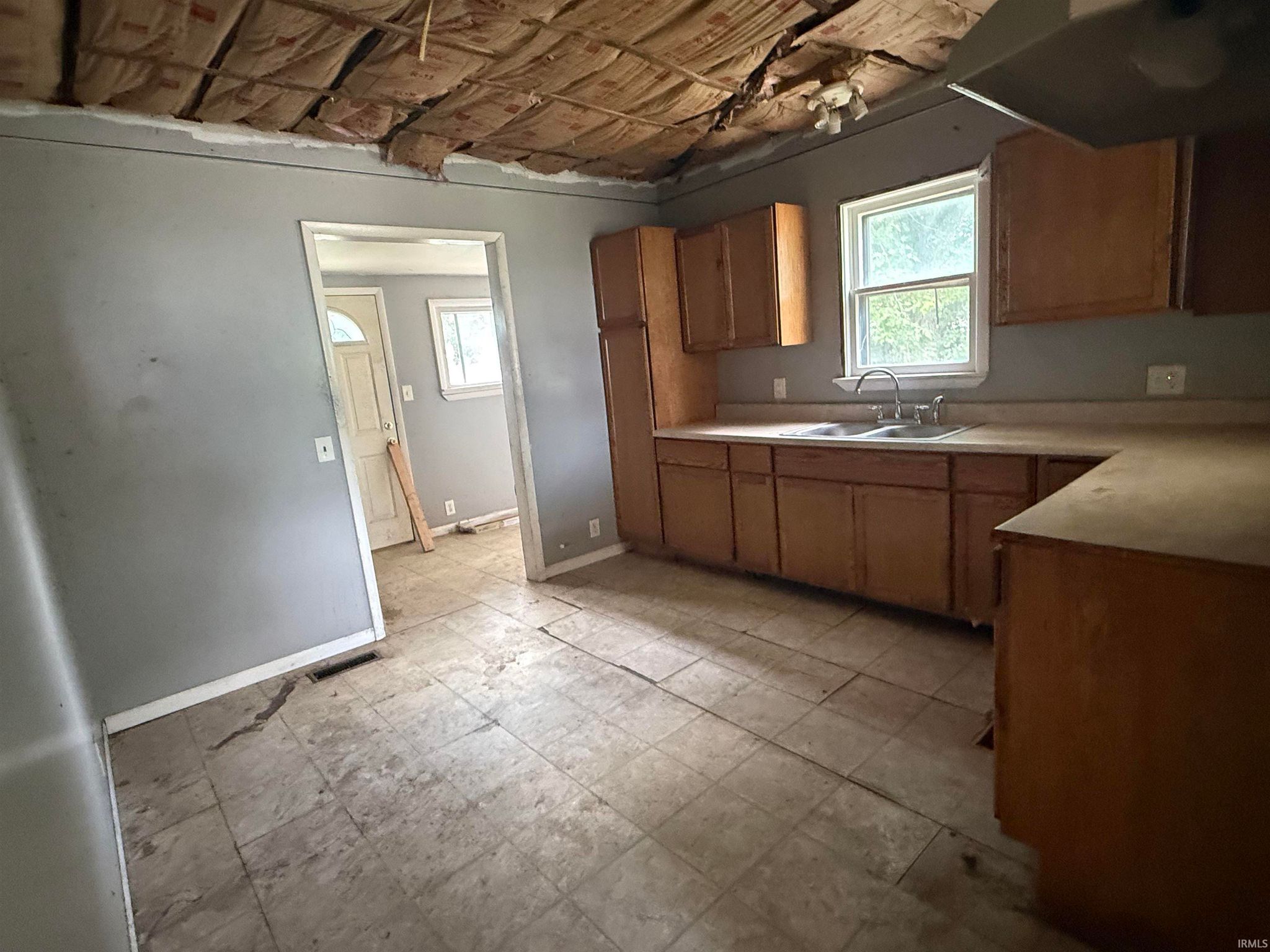 Image of 451 E 2nd Street