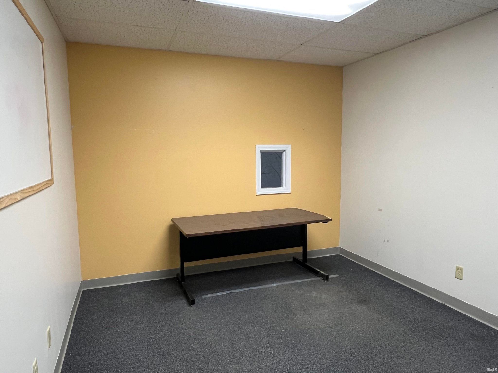 Image of 210 W Walnut Street