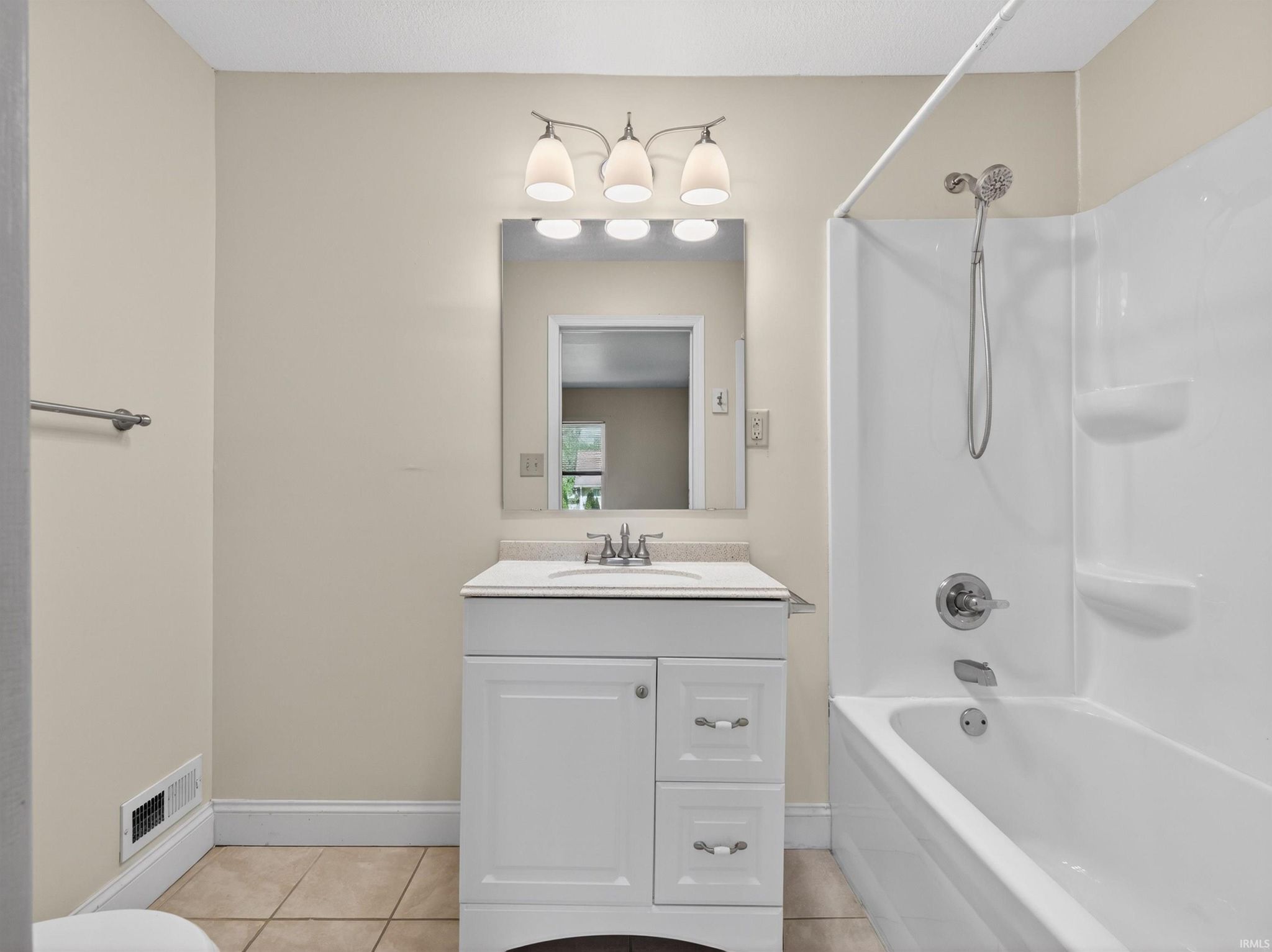 Image of 3918 Woodhill Drive