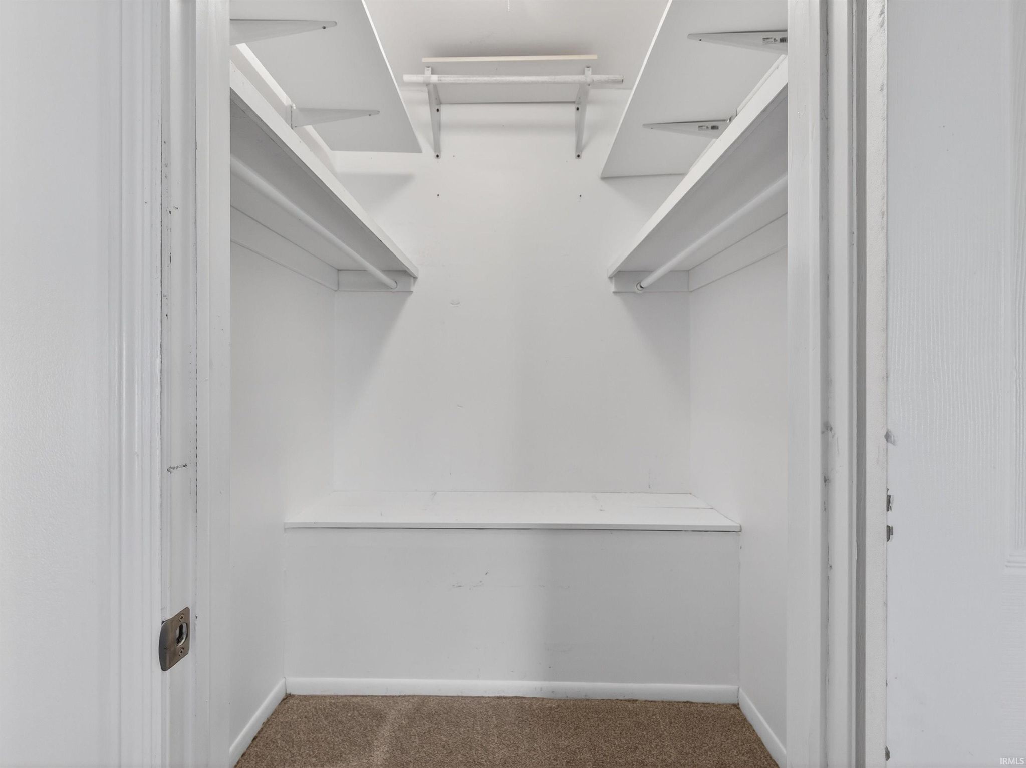 Image of 3918 Woodhill Drive