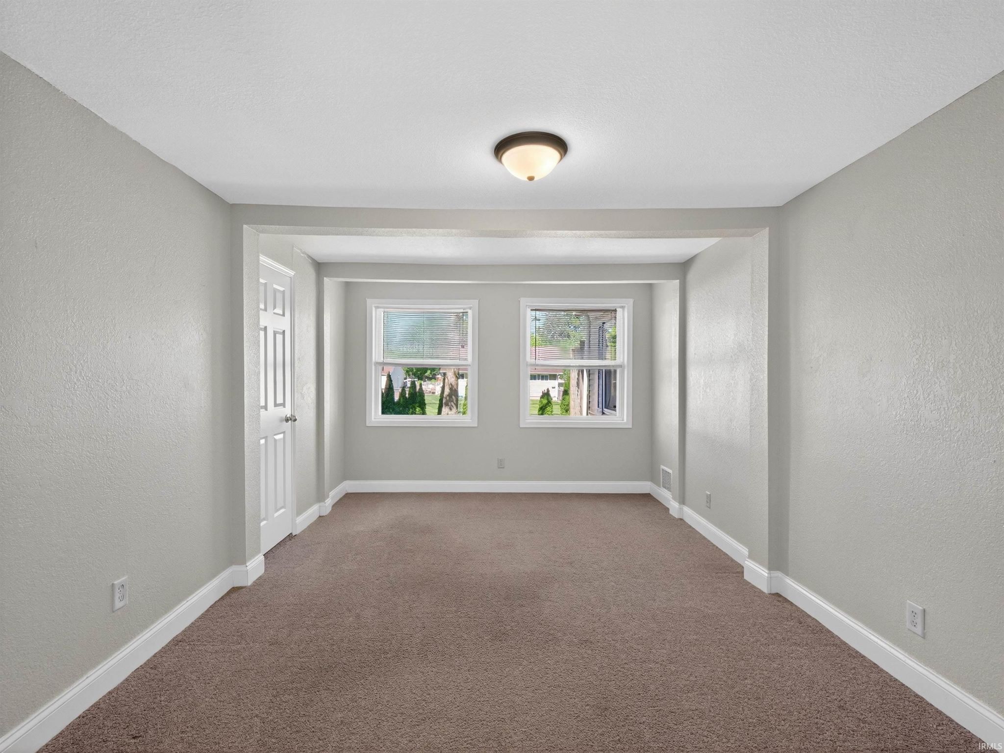 Image of 3918 Woodhill Drive