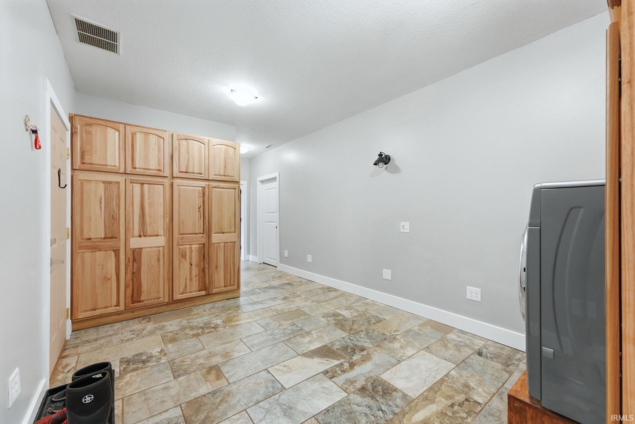 Image of 6441 N 750 East Road