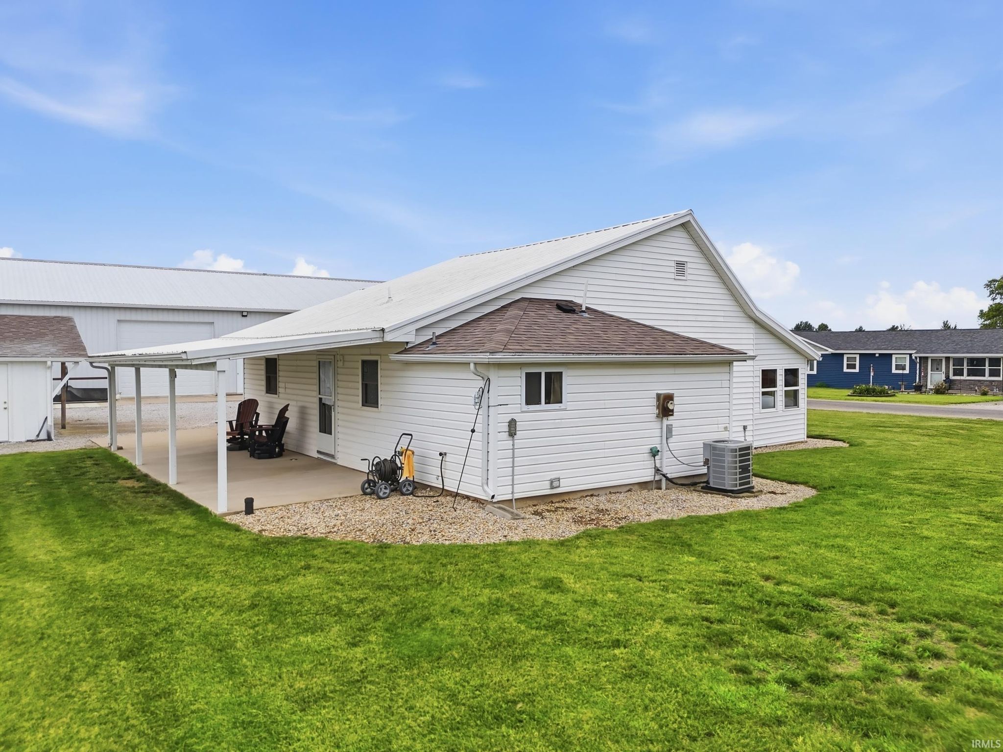 Image of 8019 S 900 W Road