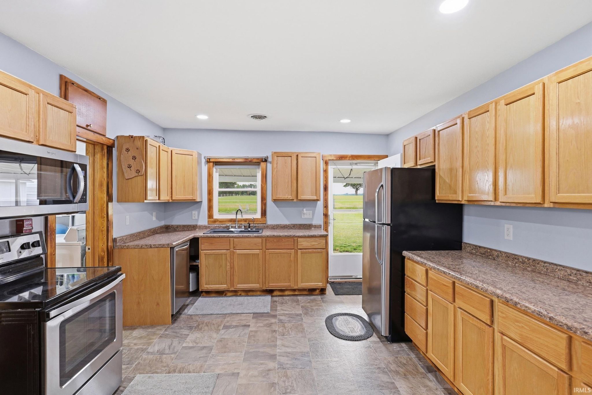 Image of 8019 S 900 W Road