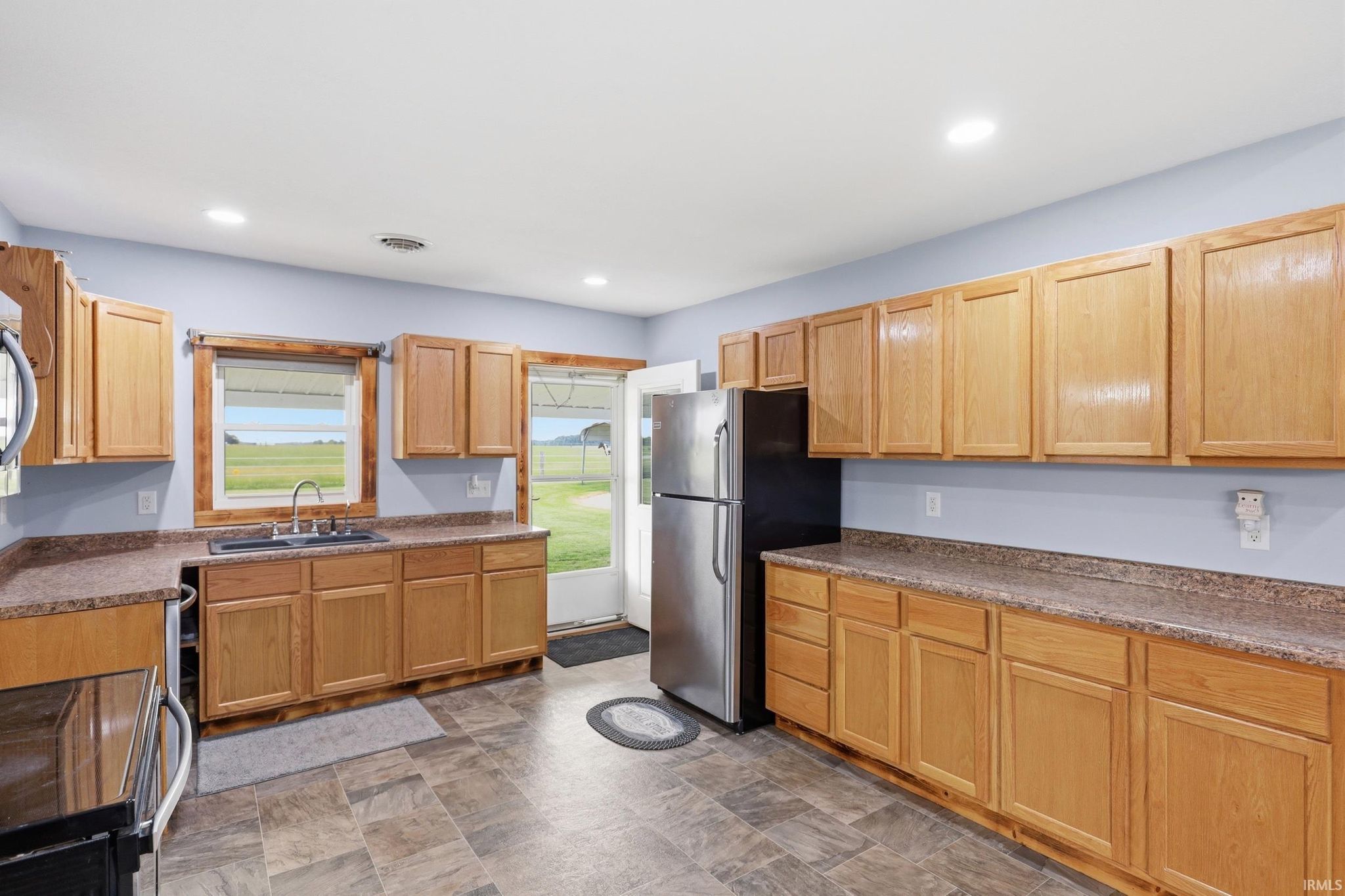 Image of 8019 S 900 W Road