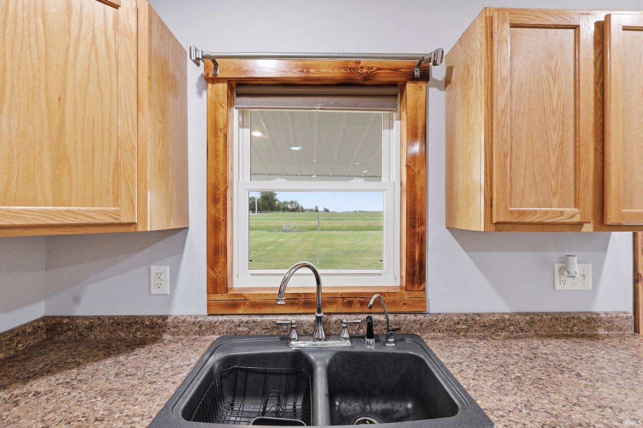 Image of 8019 S 900 W Road