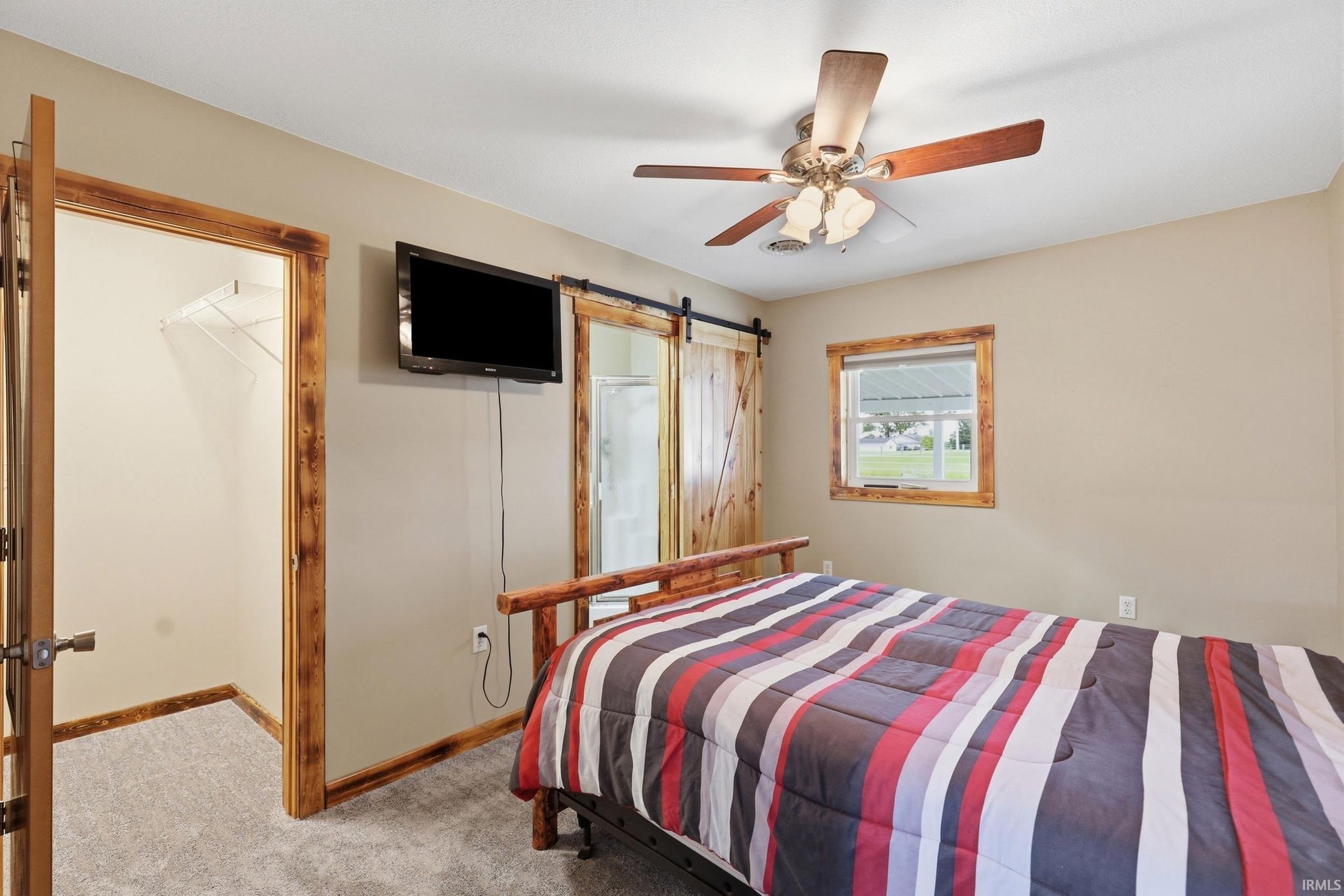 Image of 8019 S 900 W Road