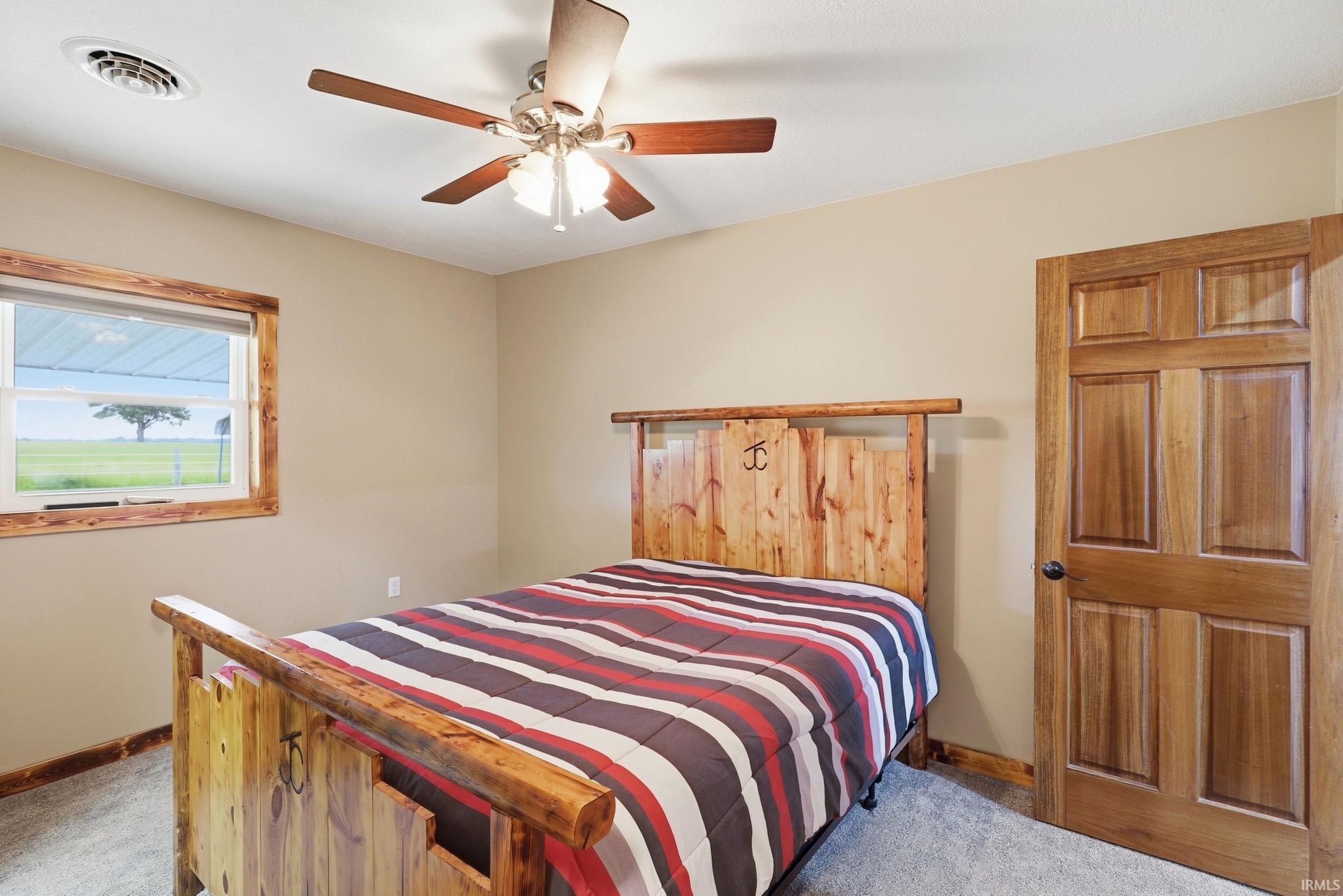 Image of 8019 S 900 W Road