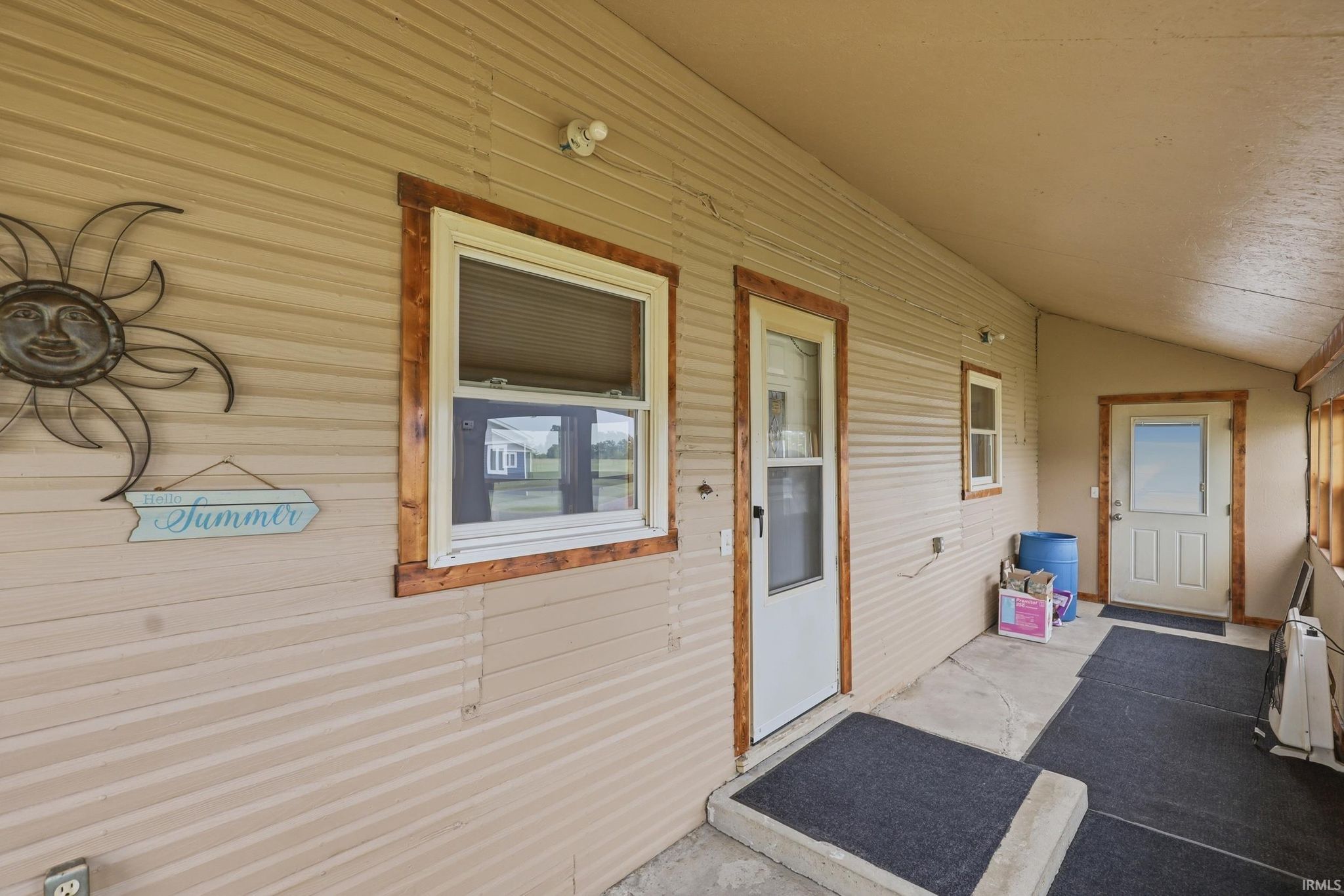 Image of 8019 S 900 W Road