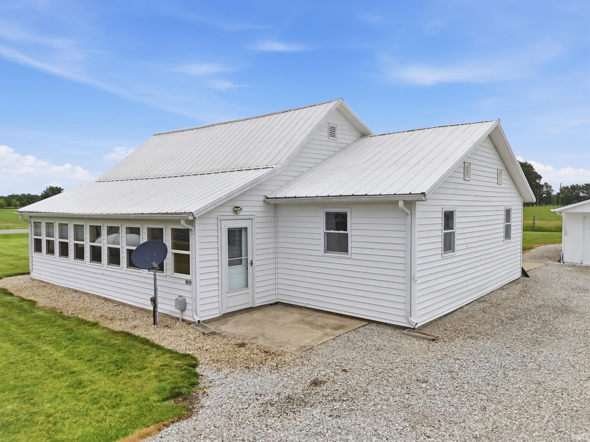 Image of 8019 S 900 W Road
