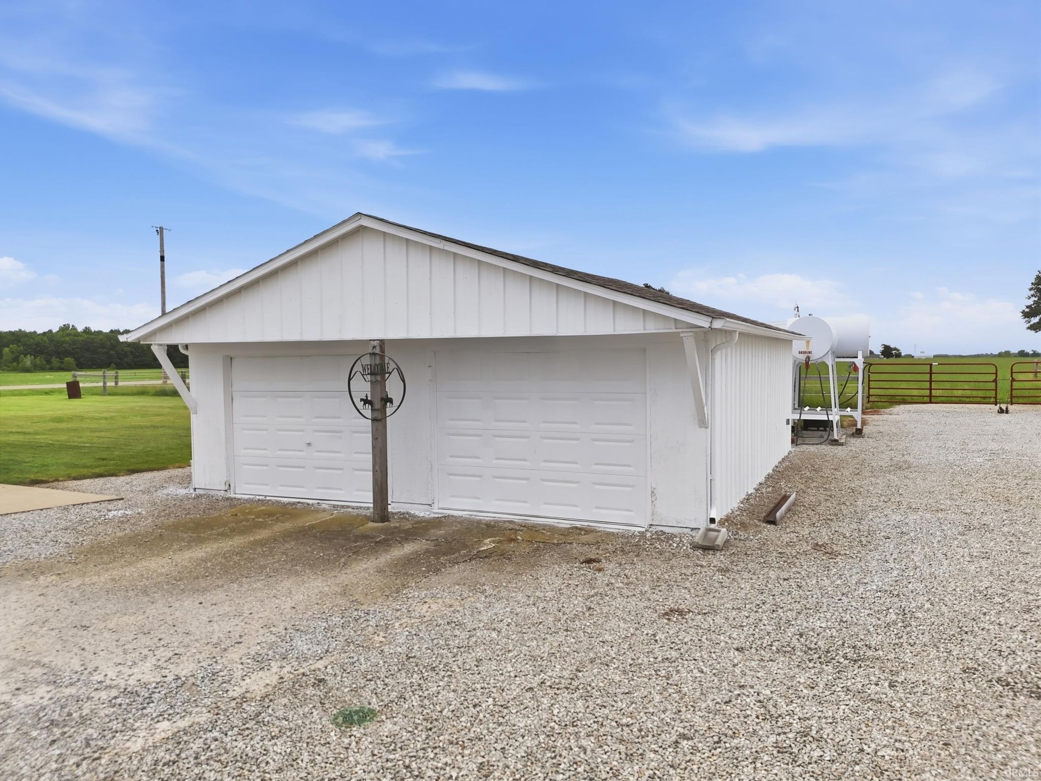 Image of 8019 S 900 W Road
