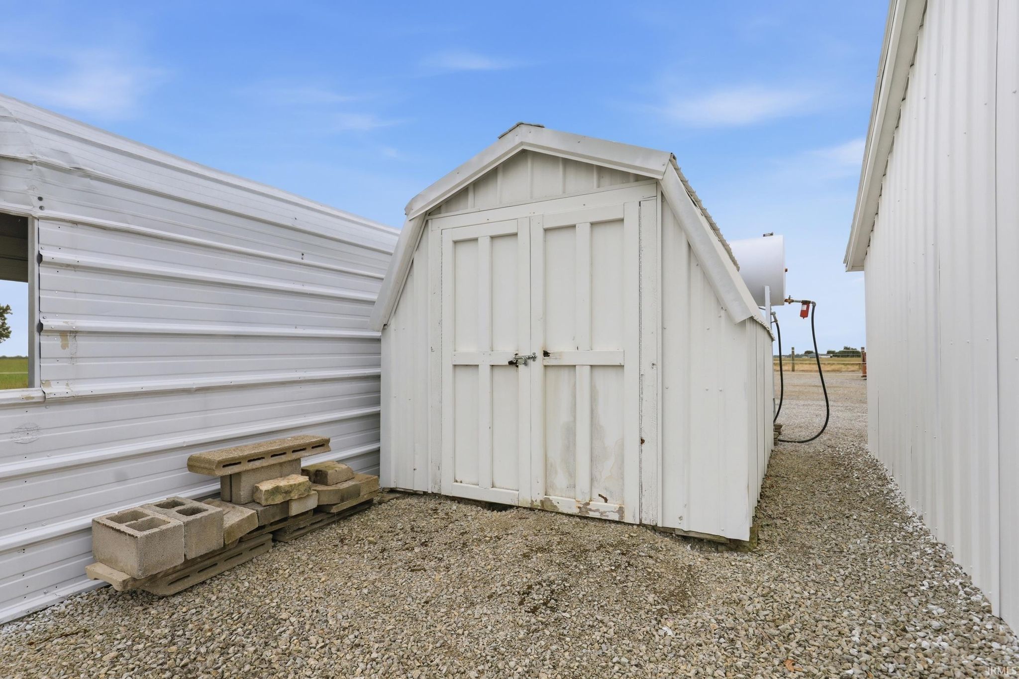 Image of 8019 S 900 W Road