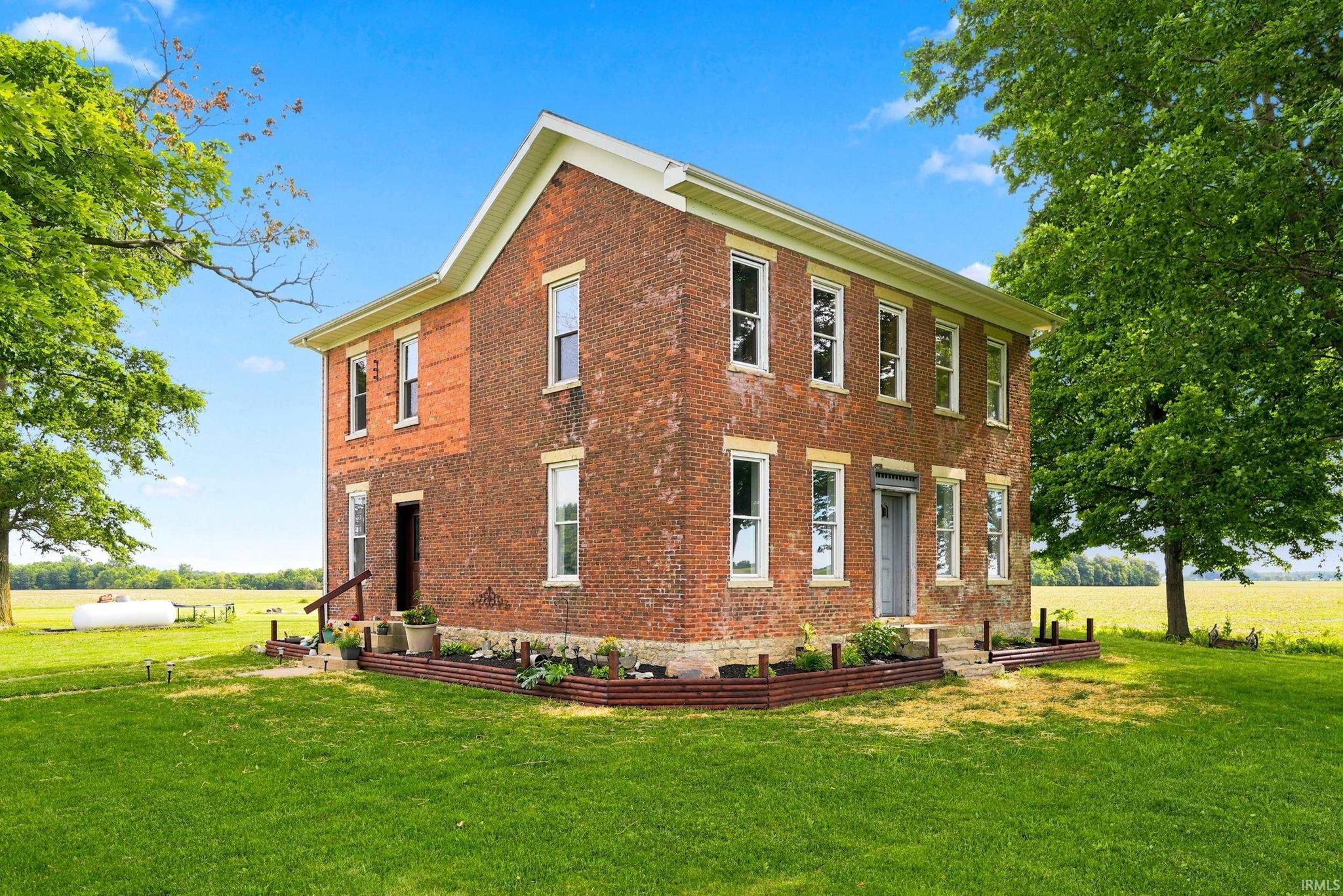 Image of 4176 E 400 Road