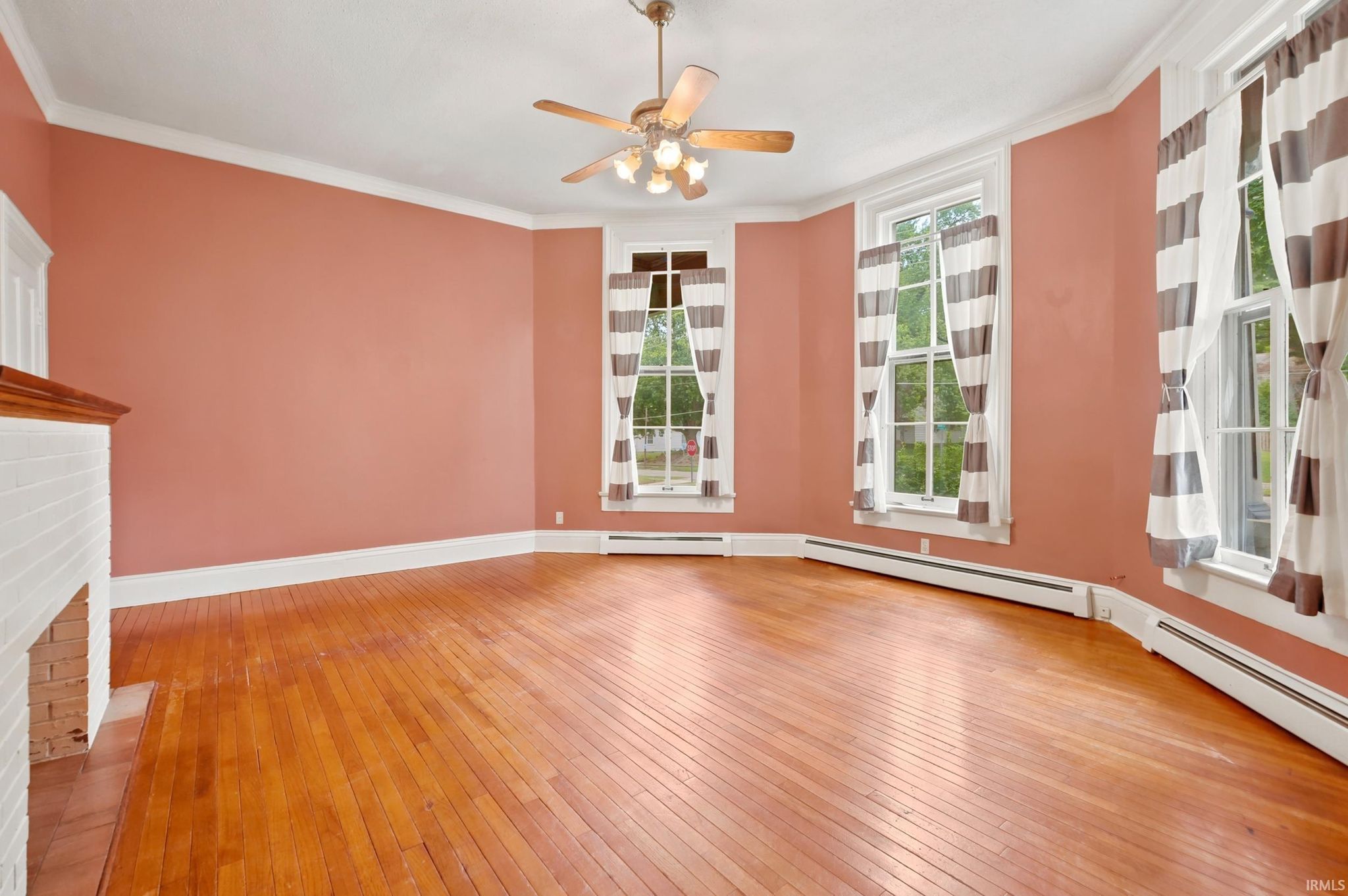 Image of 1004 Delaware Avenue