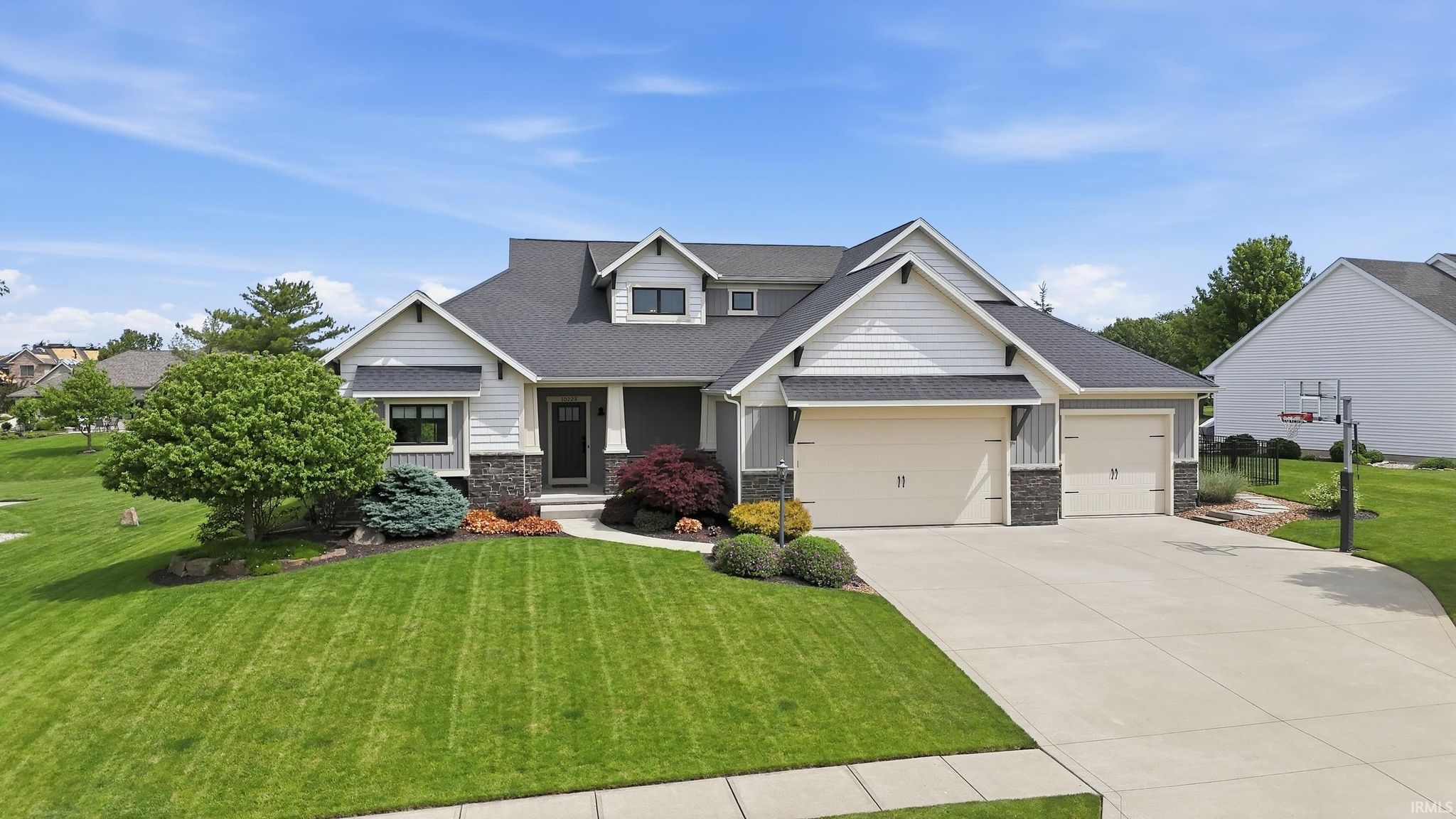 10223 Buttonwood Pass