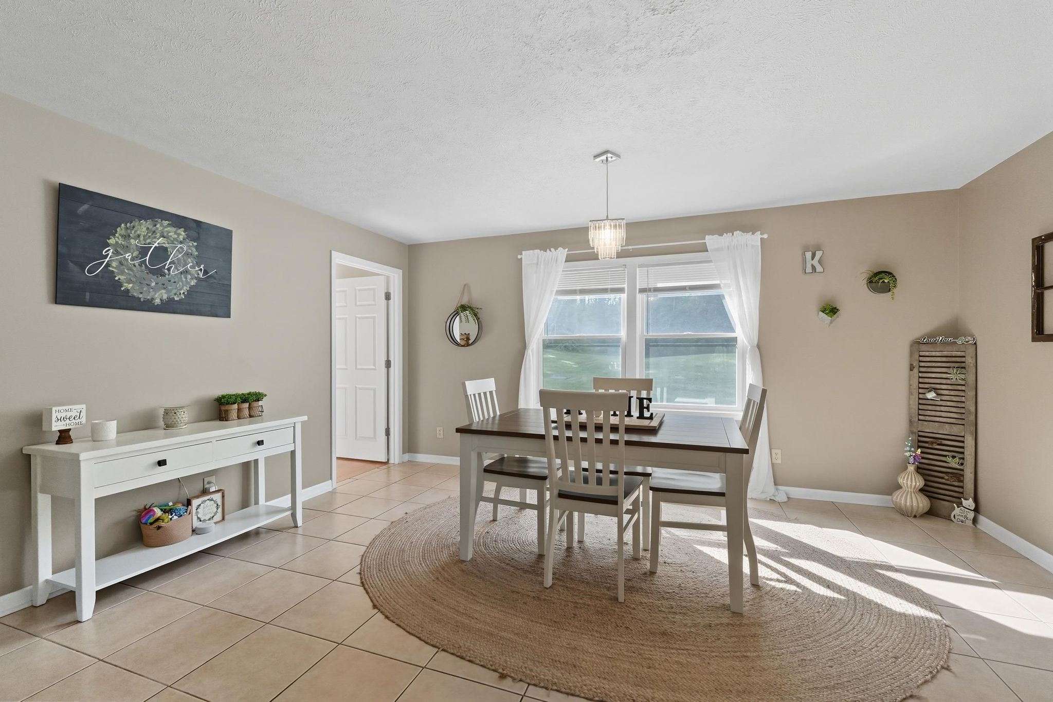 Image of 3875 N 40 E