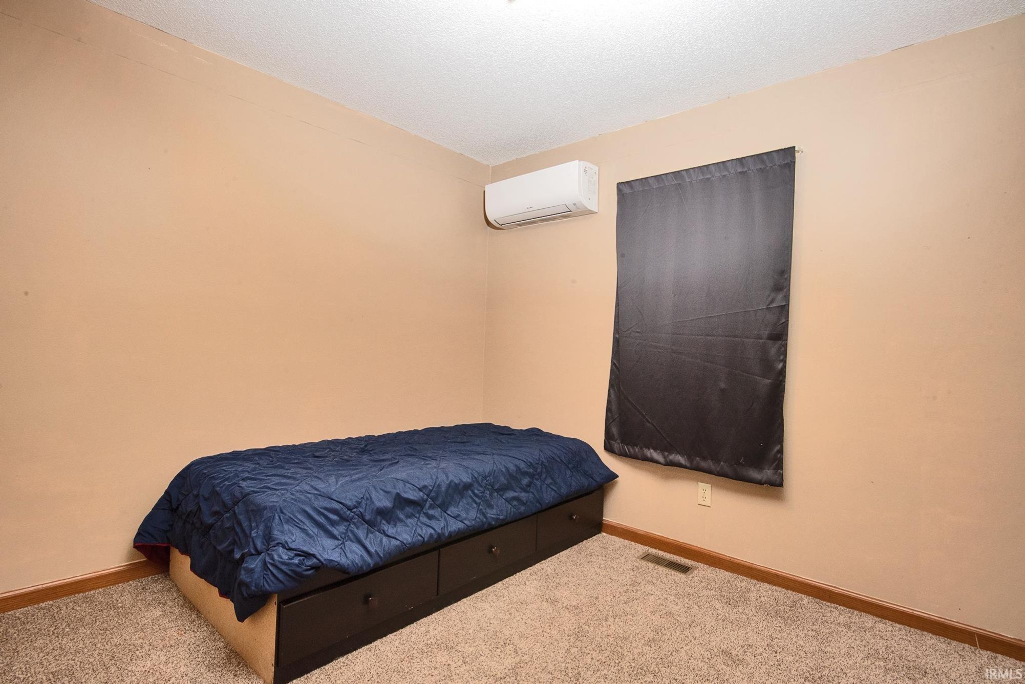 Image of 5420 Holly Oak Road
