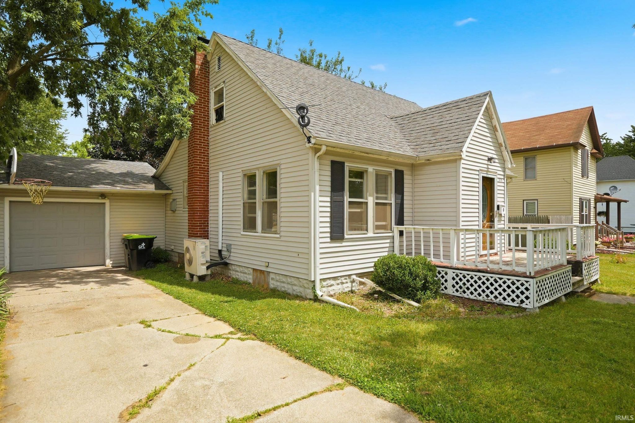 Image of 315 W Oak Street