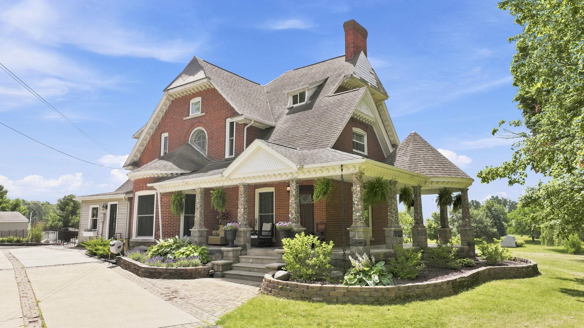 Image of 1305 S Kankamp Road