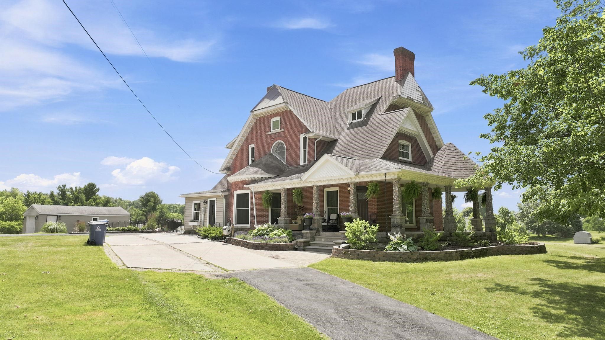 Image of 1305 S Kankamp Road
