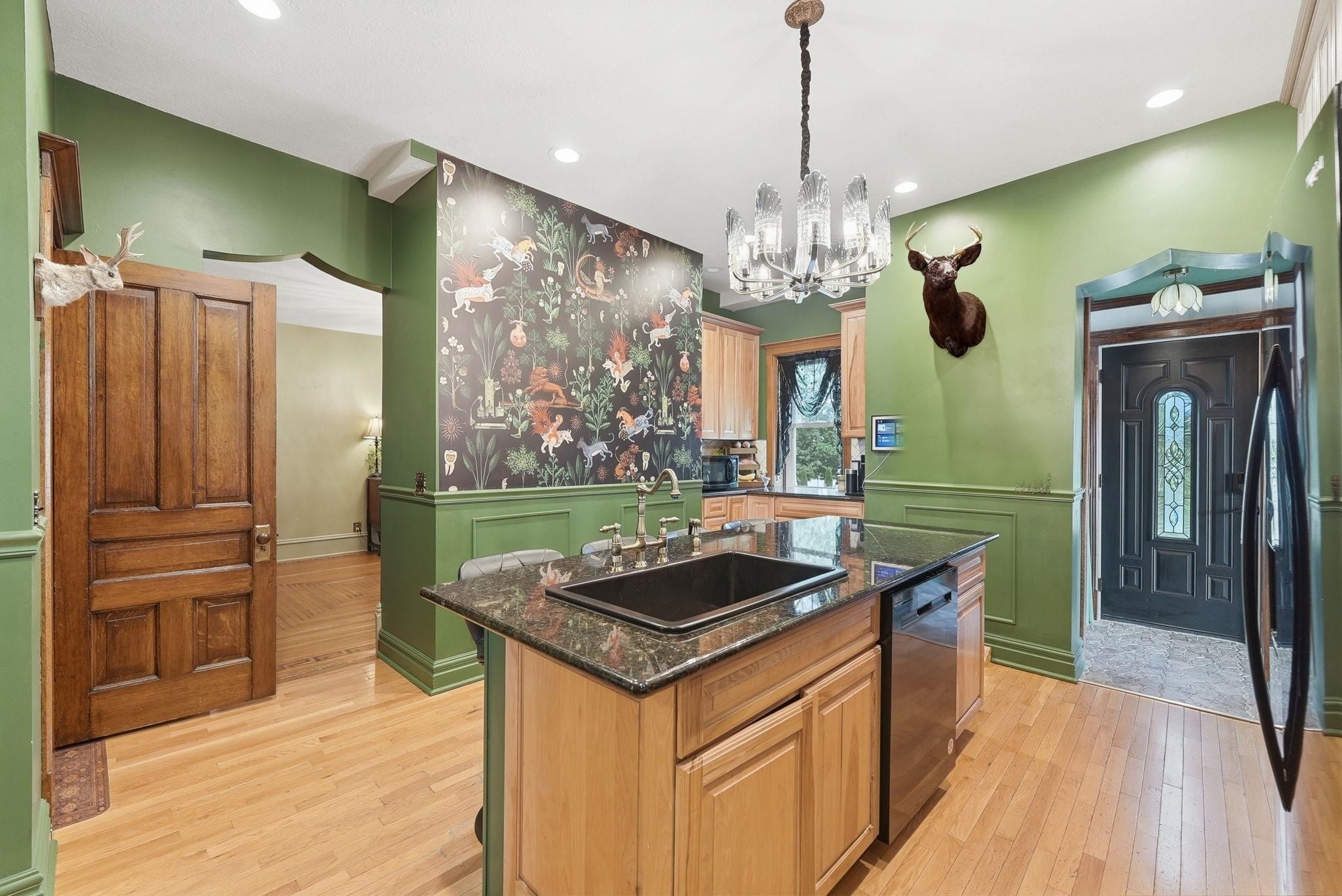 Image of 1305 S Kankamp Road
