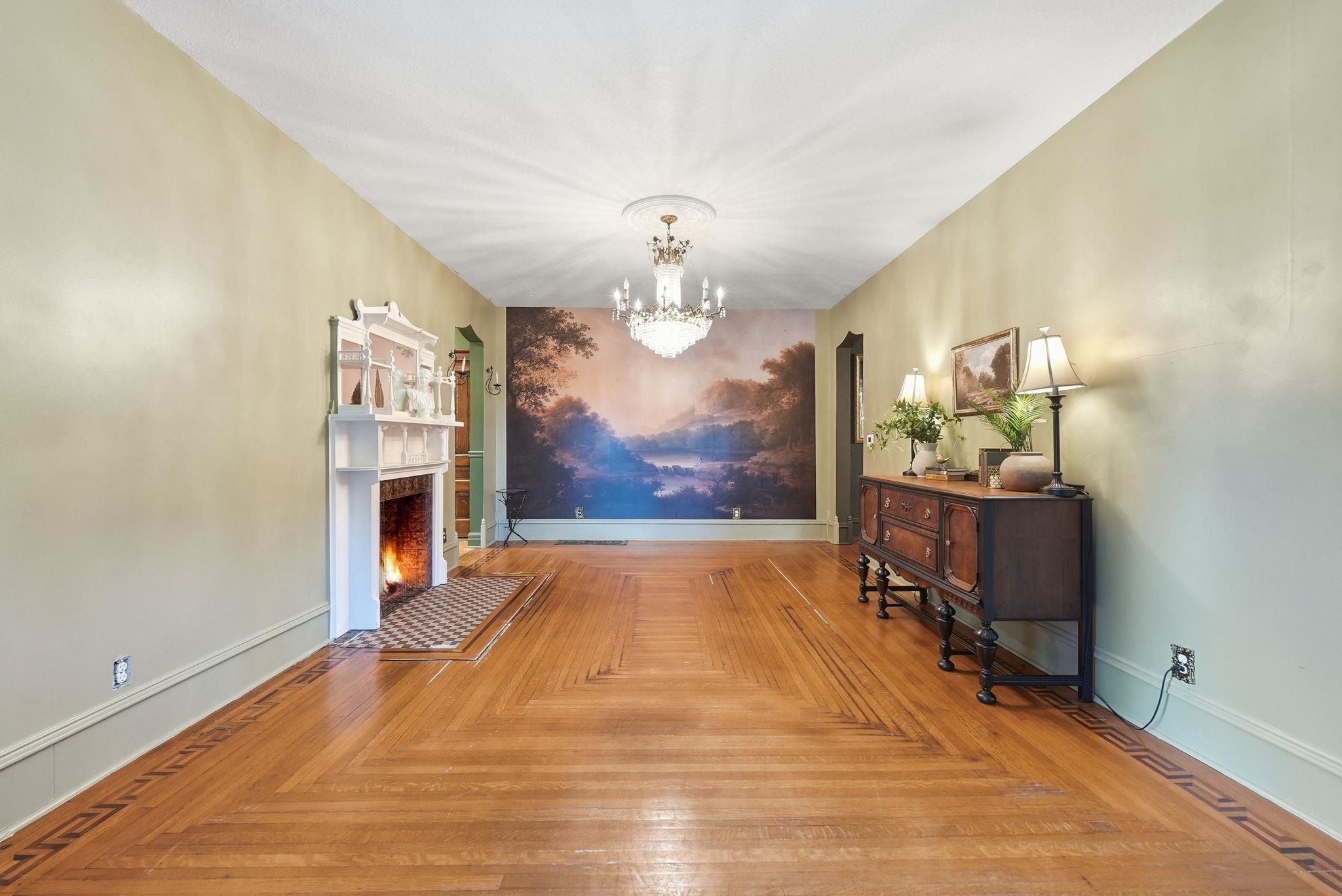 Image of 1305 S Kankamp Road