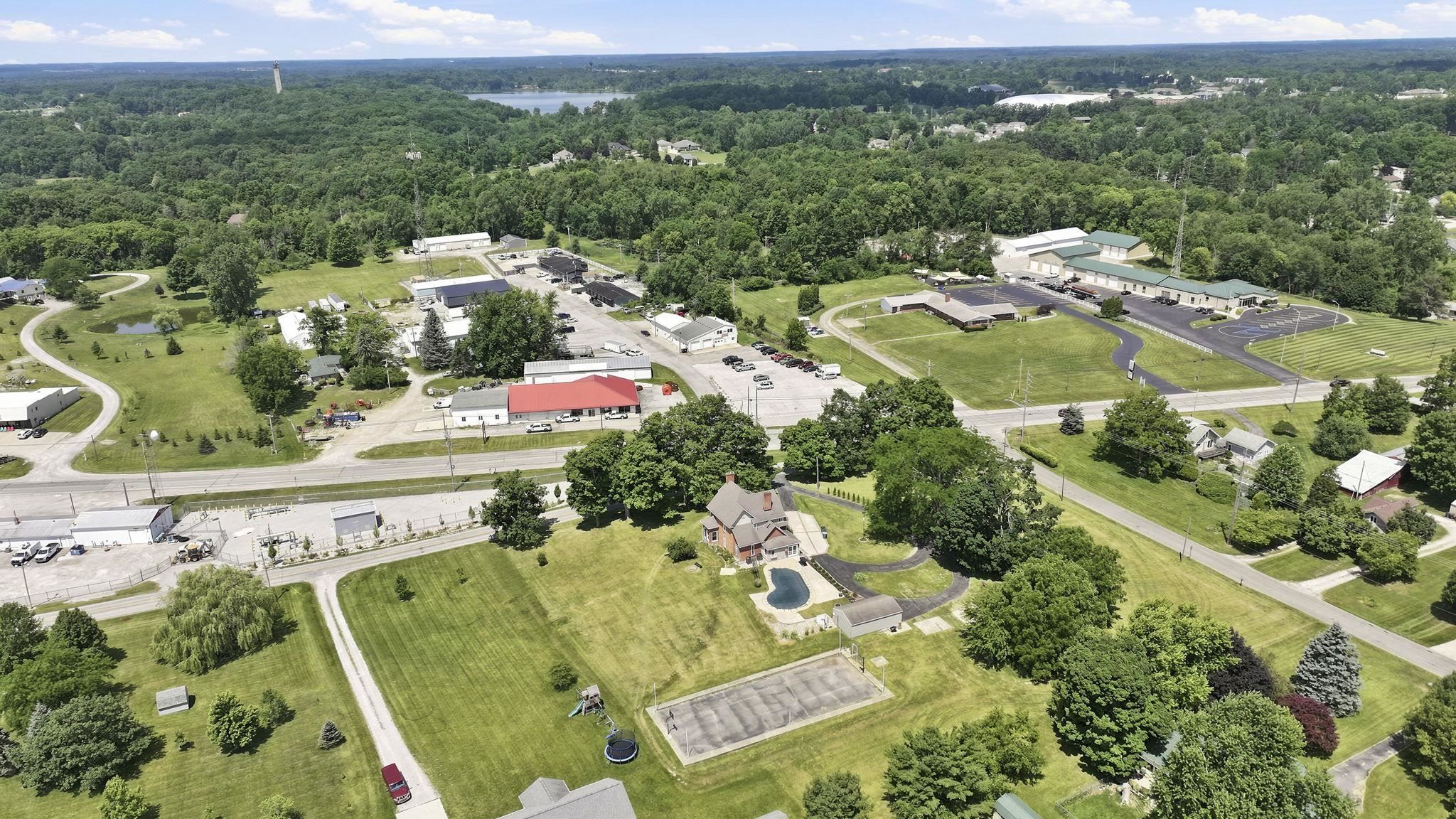 Image of 1305 S Kankamp Road