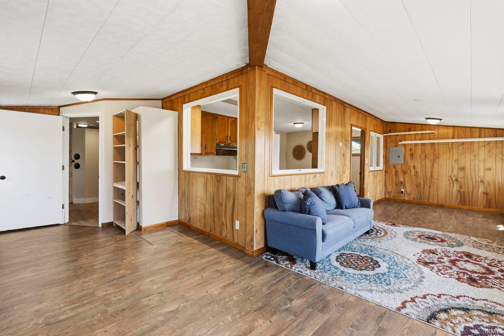 Image of 9796 N Hiawatha Lane