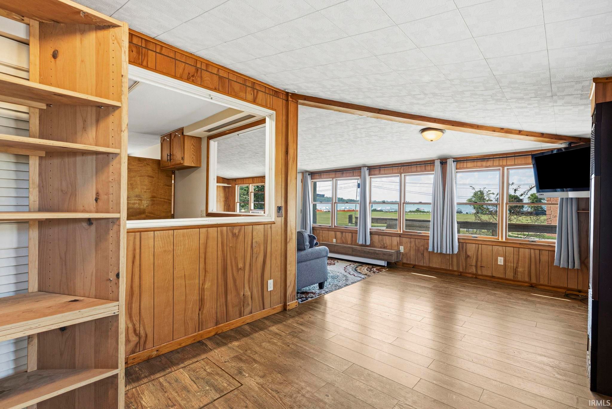 Image of 9796 N Hiawatha Lane