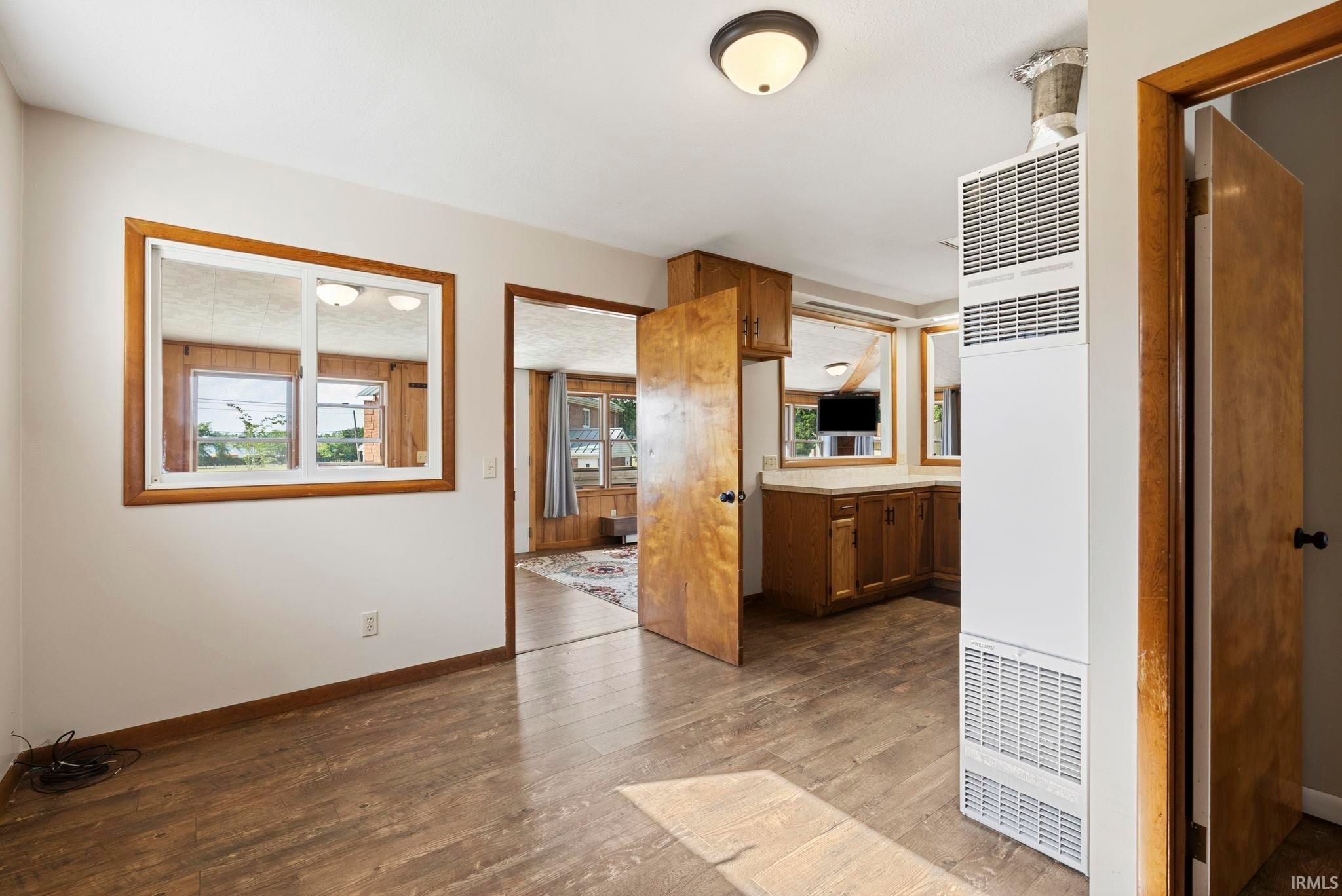 Image of 9796 N Hiawatha Lane