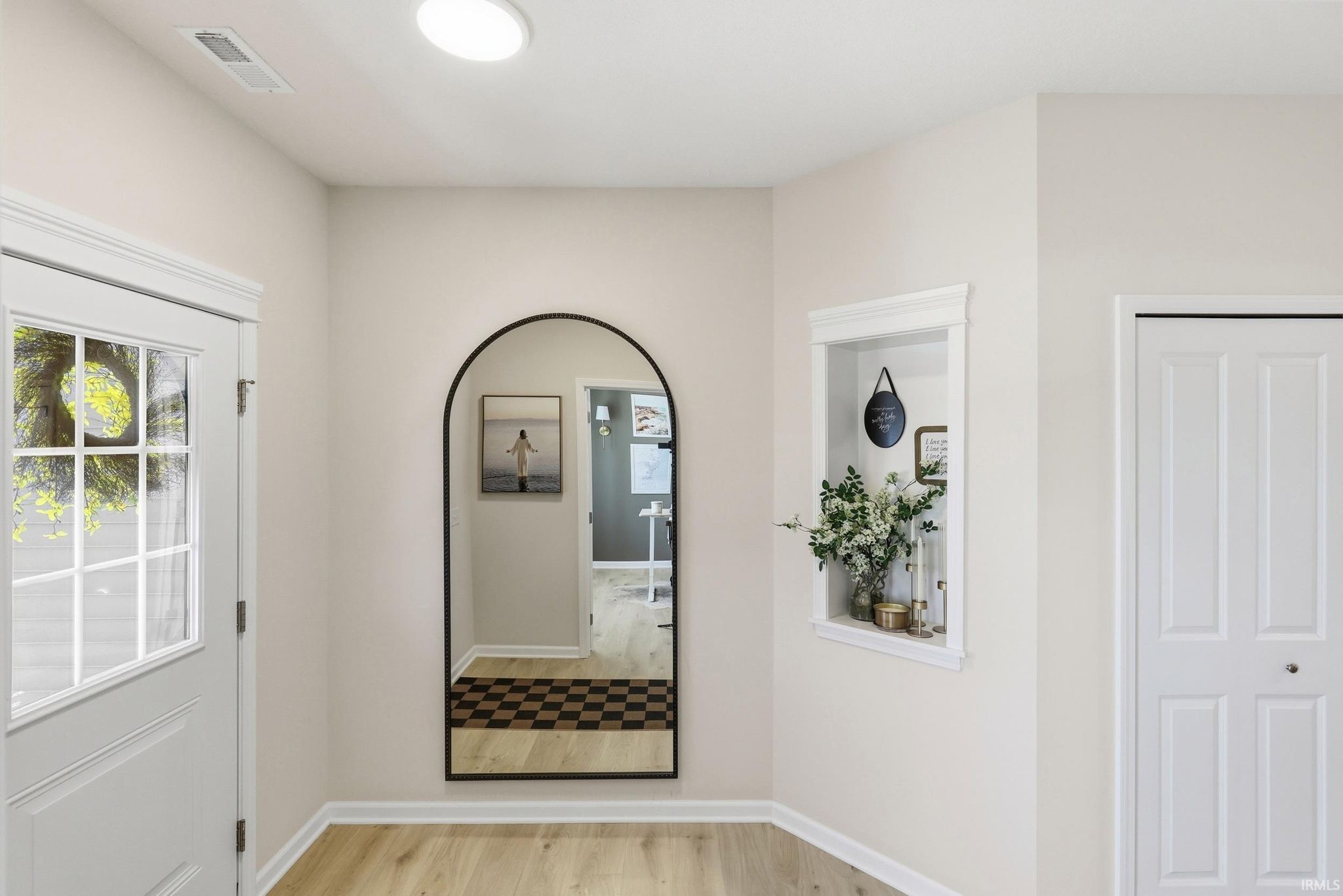 Image of 1126 Mosaic Street