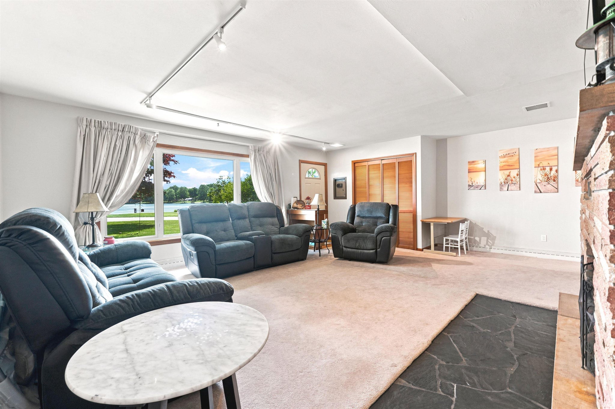 Image of 213 Willow Court