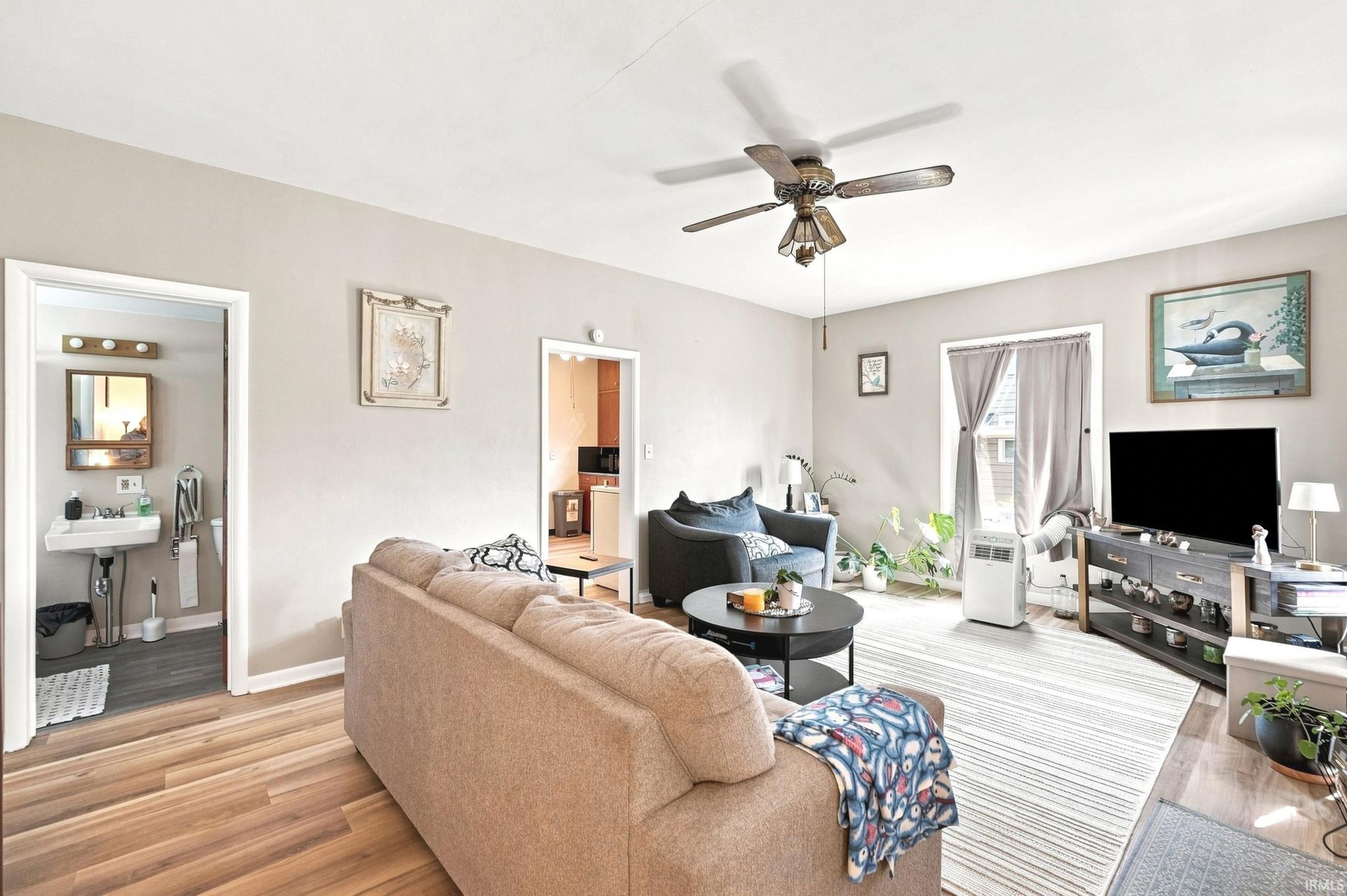 Image of 334 W 5Th Street