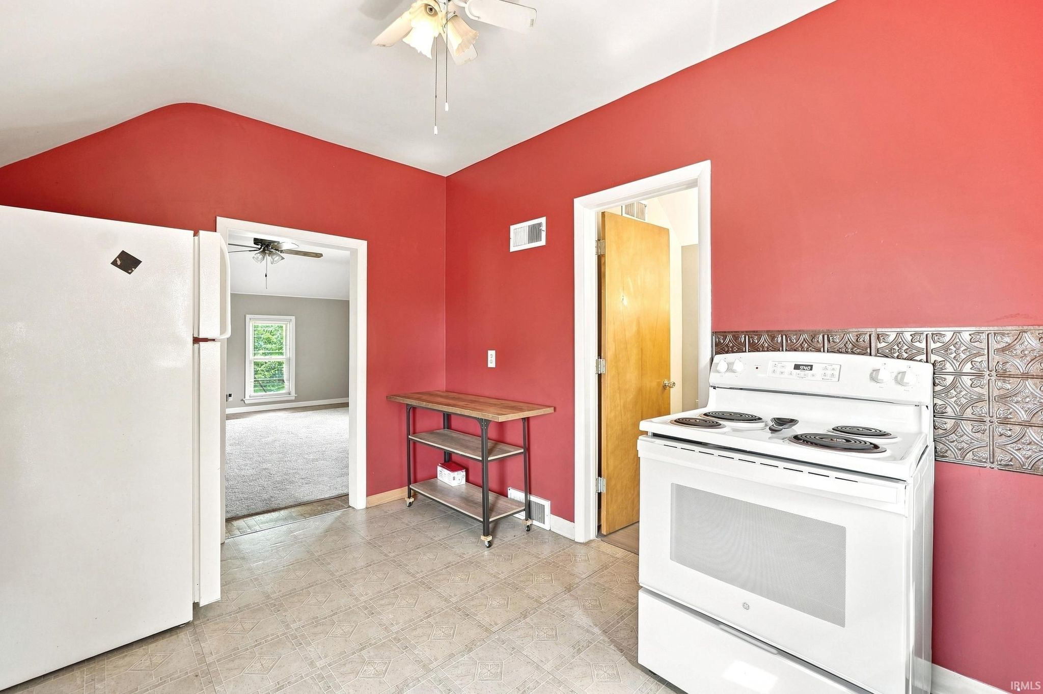 Image of 334 W 5Th Street