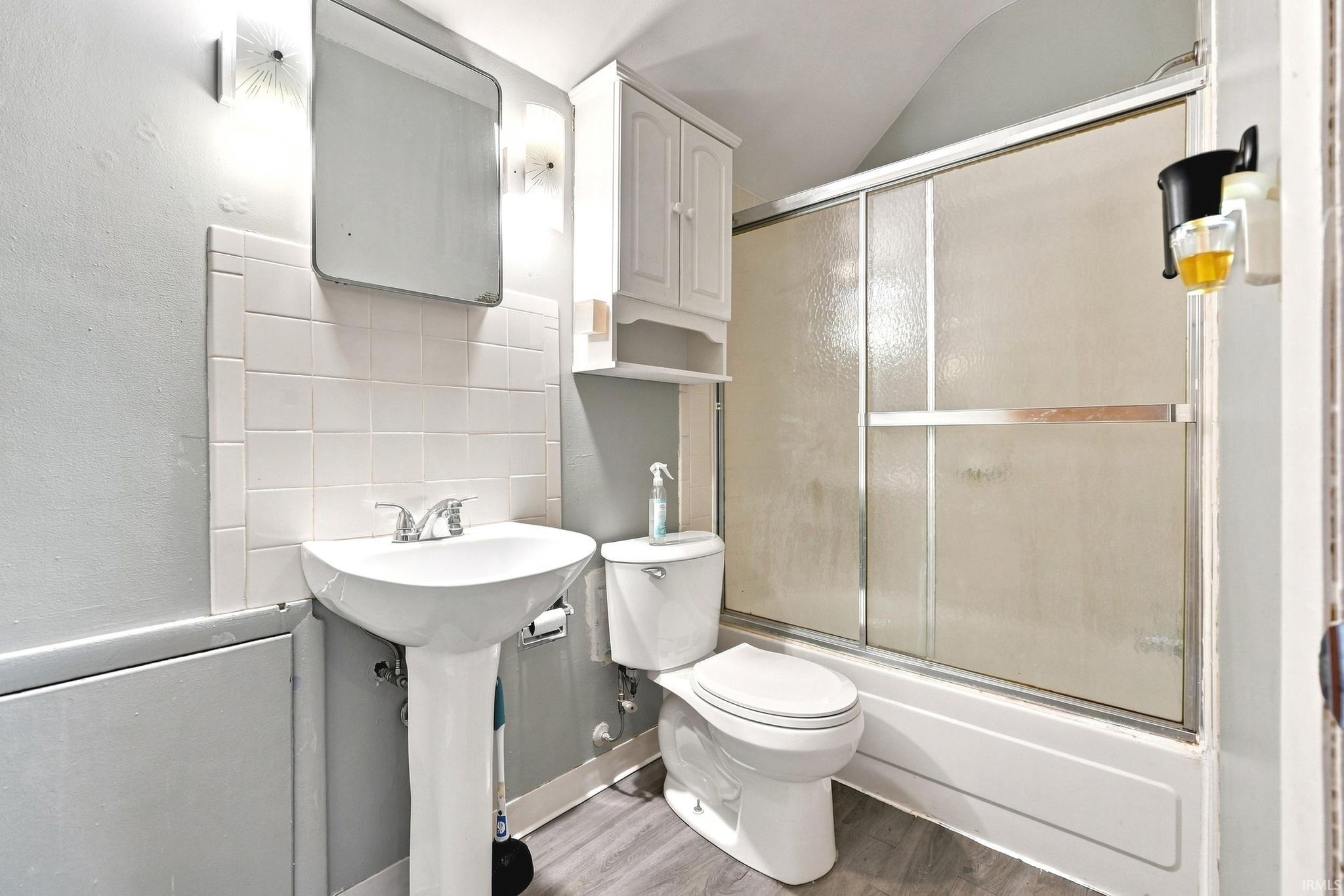 Image of 334 W 5Th Street